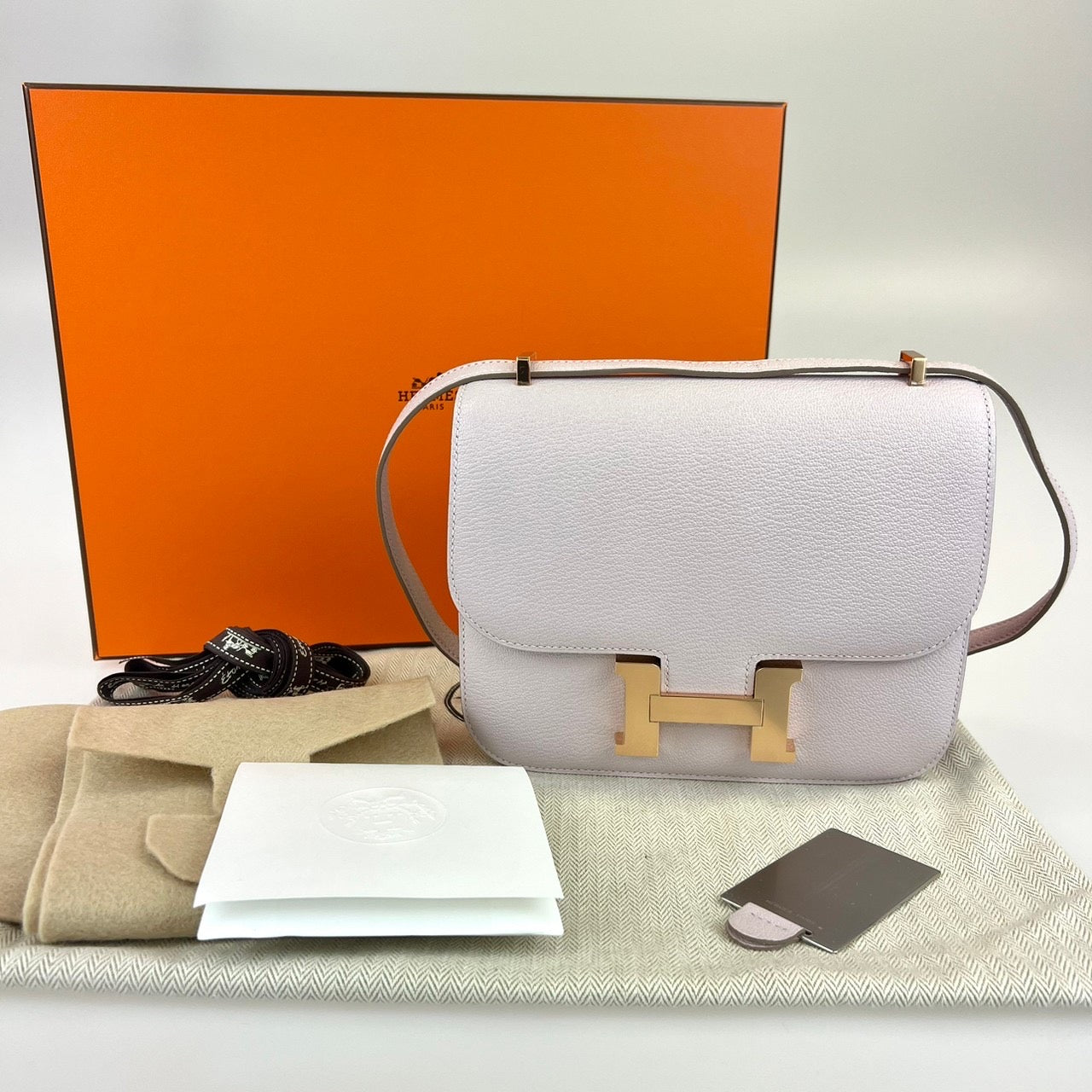 コンスタンスミニ ミロワール ショルダーバッグ ミラー付 Mauve Pale モーヴペール ピンクゴールド金具 Chevre シェーブル B刻印