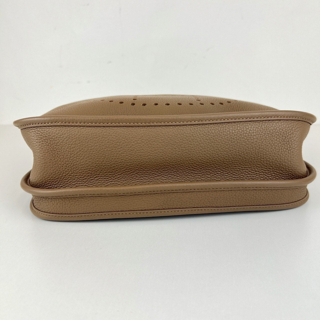 Hermès エルメス Evlyn PM エヴリンPM Stamp-Z Z刻印 Taurillon Clemence トリヨンクレマンス Etoupe エトープ GHW ゴールド金具