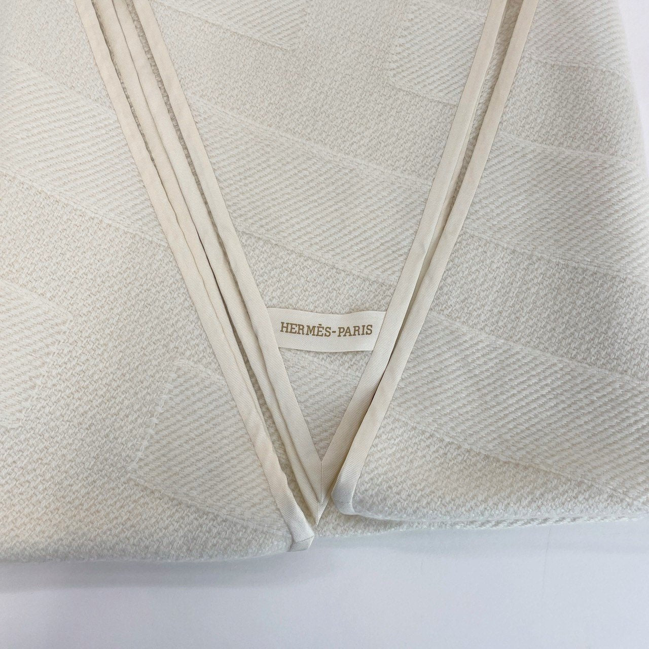 Hermès エルメス ロザンジュ 《ストライプH》 LOSANGE カシミア 100% White ホワイト