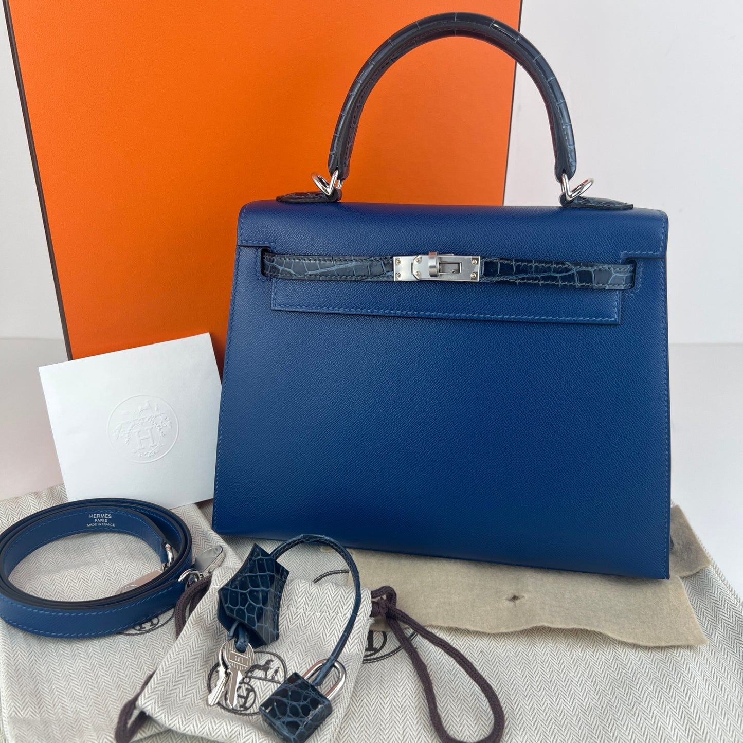 Hermès エルメス Kelly25 ケリー25 Stamp-W W刻印 Madame/Crocodile マダム/クロコダイル Deep blue ディープブルー PHW シルバー金具