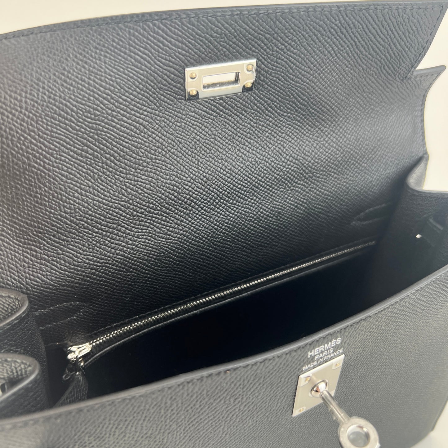 Hermès エルメス Kelly25 ケリー25 Stamp-K K刻印 Epsom エプソン Black ブラック PHW シルバー金具