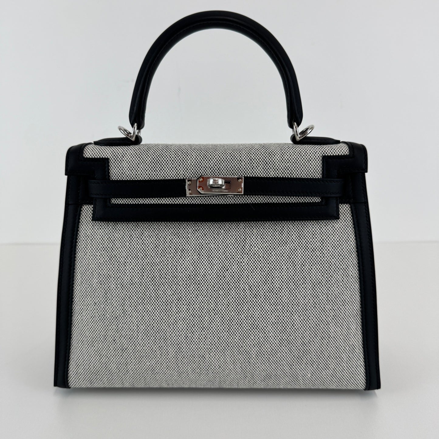 Hermès エルメス Kelly25 ケリー25 Stamp-K K刻印 Swift/Toile H スイフト/トワルアッシュ Black ブラック GHW ゴールド金具