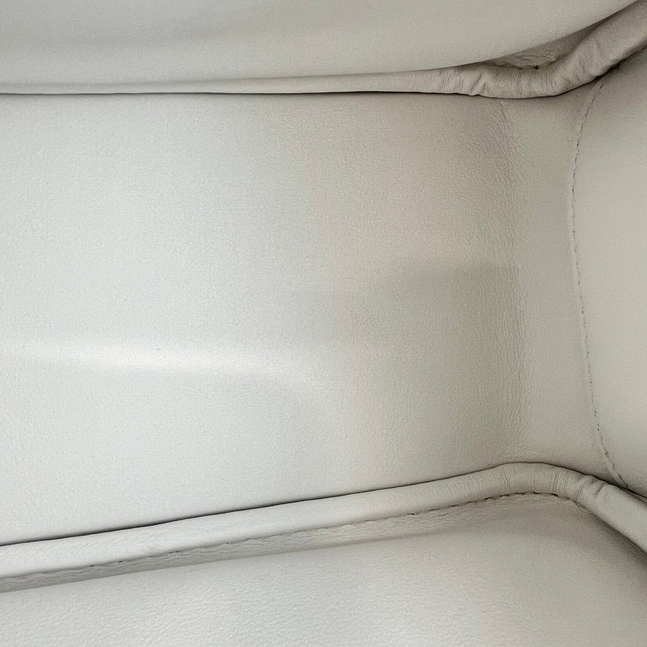 新品未使用 HERMES エルメス Lindy mini リンディミニ New white ニューホワイト PHW シルバー金具 Clemence クレマンス Stamp-B B刻 ショルダーバッグ レディースバッグ