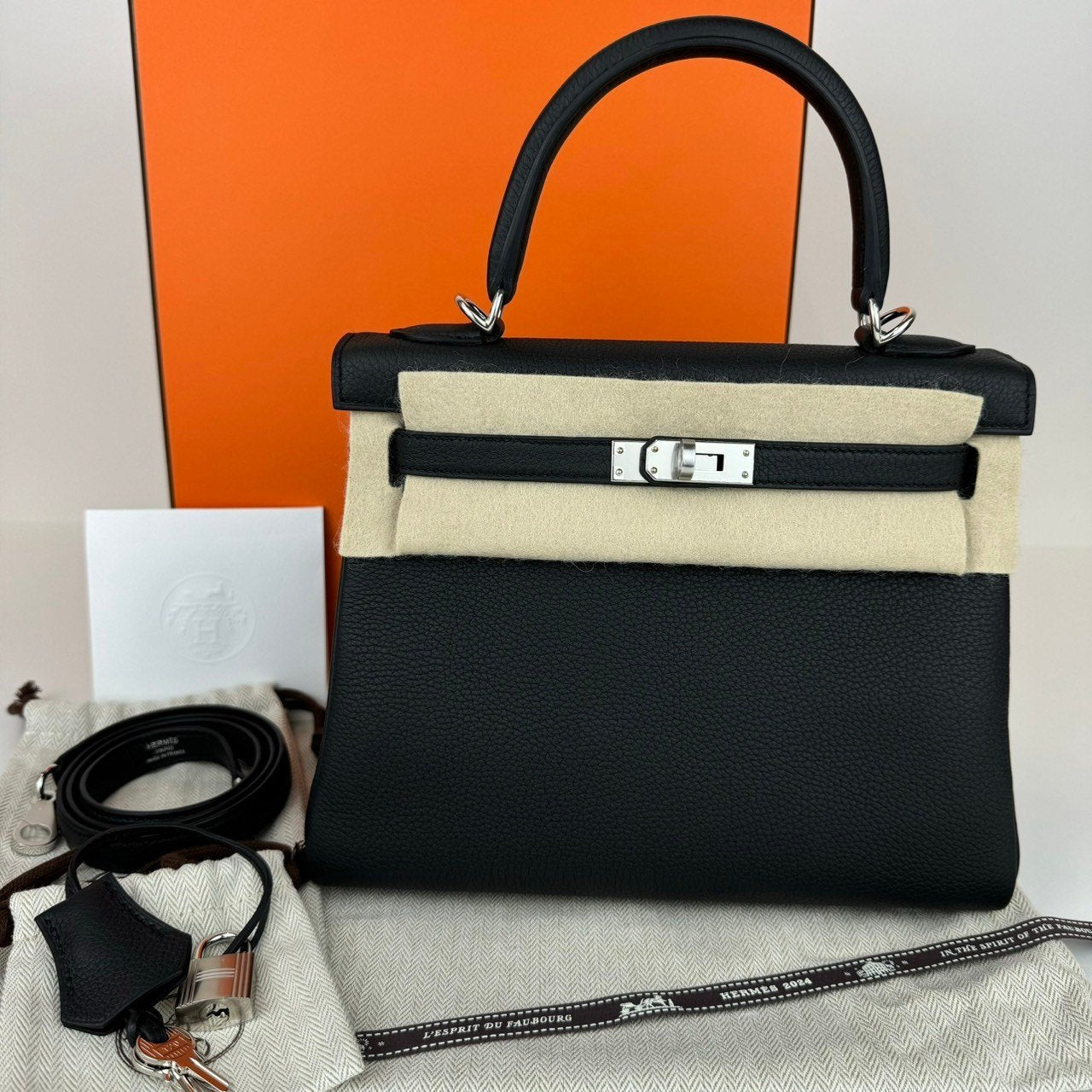 Kelly25 ケリー25 Black ブラック PHW シルバー金具 W刻印 Togo トゴ Stamp-W W刻印 ショルダーバッグ レディースバッグ