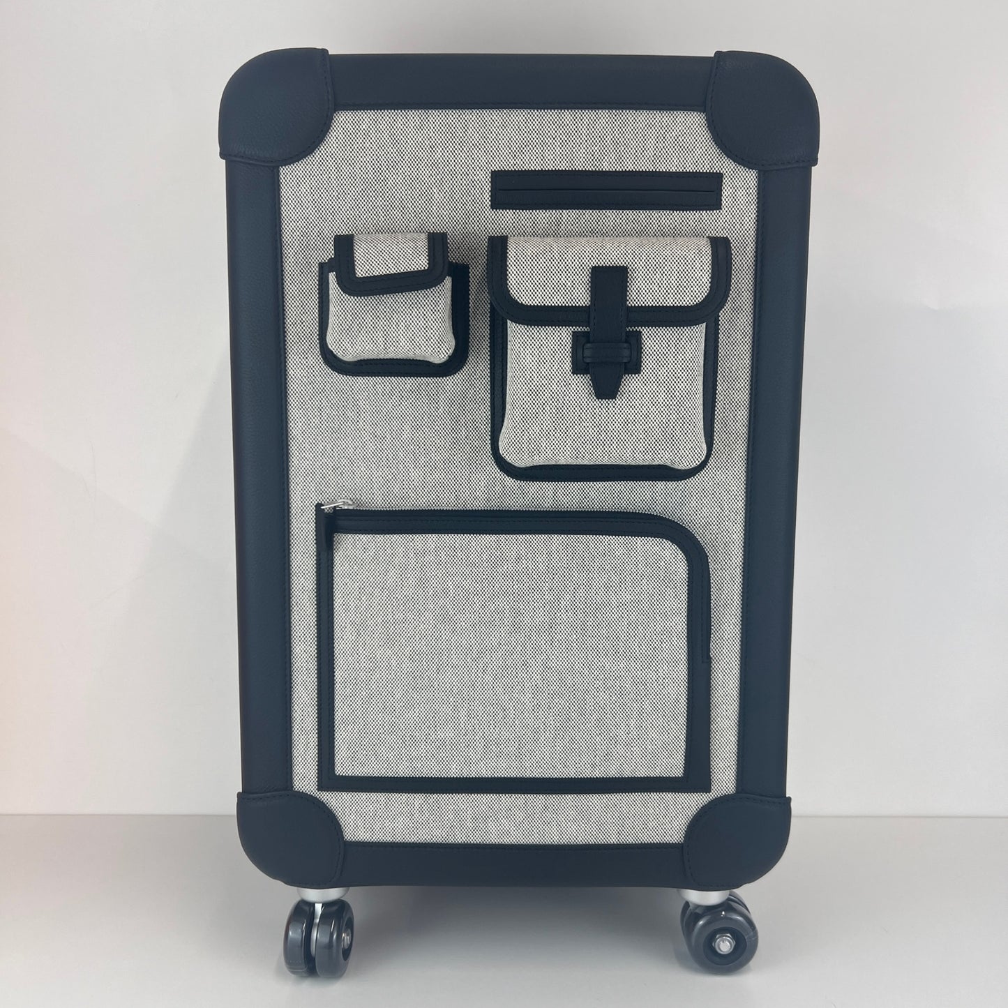 Rolling mobility suitcase || cargo R.M.S Ⅱ カーゴ Black ブラック PHW シルバー金具 Toile geoland