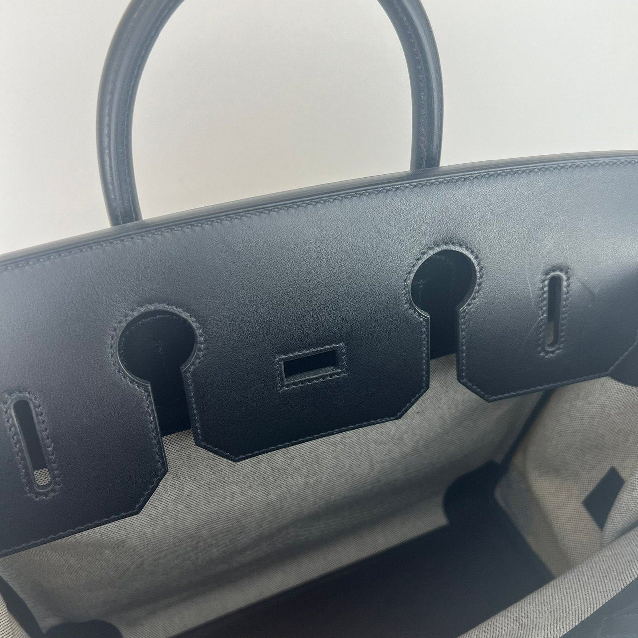 Haut a courroies cargo40 オータクロアカーゴ40 Ecru エクリュ SV金具 Z刻