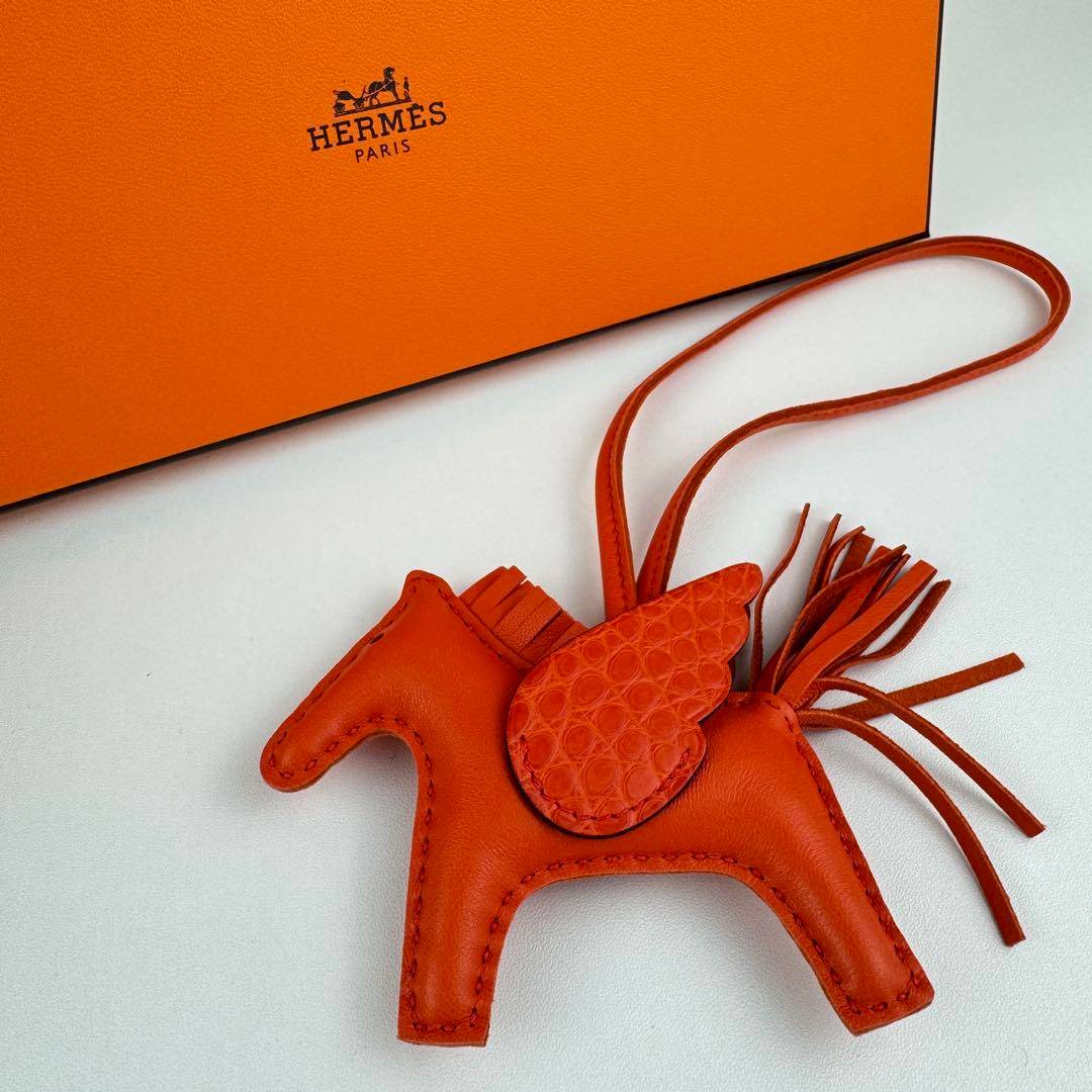 Rodeo Pegasus charm PM ロデオチャーム ペガサス Orange poppy オレンジポピー アリゲーター/スイフト Stamp-U U刻