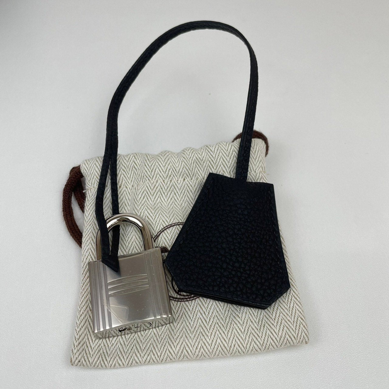 Haut a Courroies 40 オータクロア40 Black ブラック Togo トゴ PHW シルバー金具 Stamp-Z Z刻印