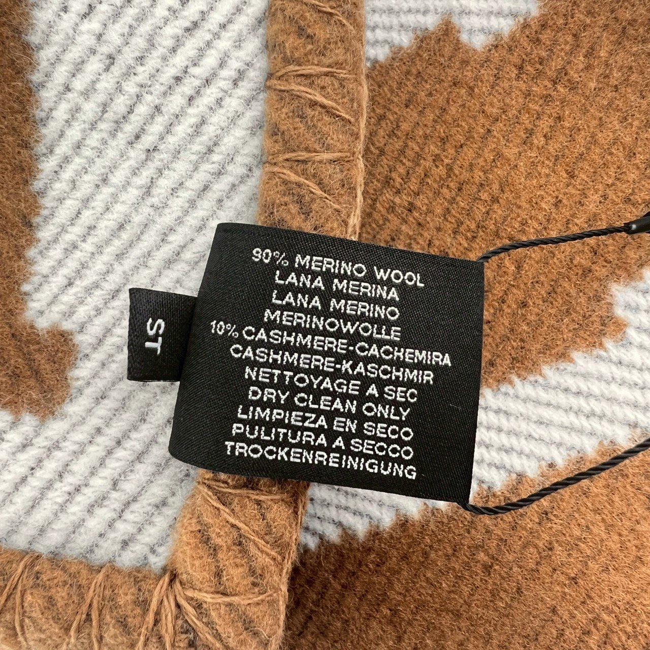Hermès エルメス Jeté de canapé Avalon プレード アヴァロン メリノウール 90% カシミヤ 10% Ecru/Camel エクリュ/キャメル