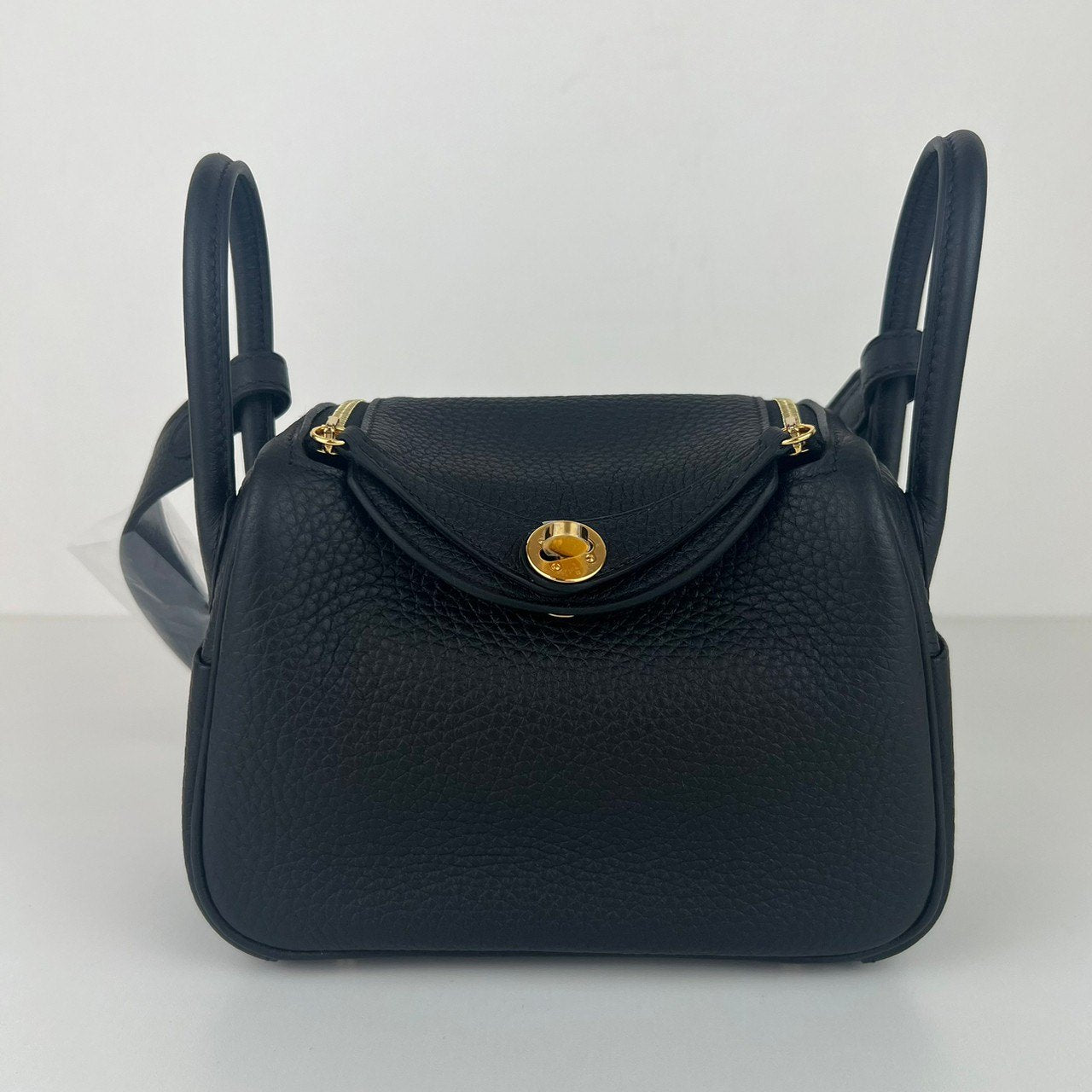 Lindy mini ミニリンディ Black ブラック GHW ゴールド金具 W刻印