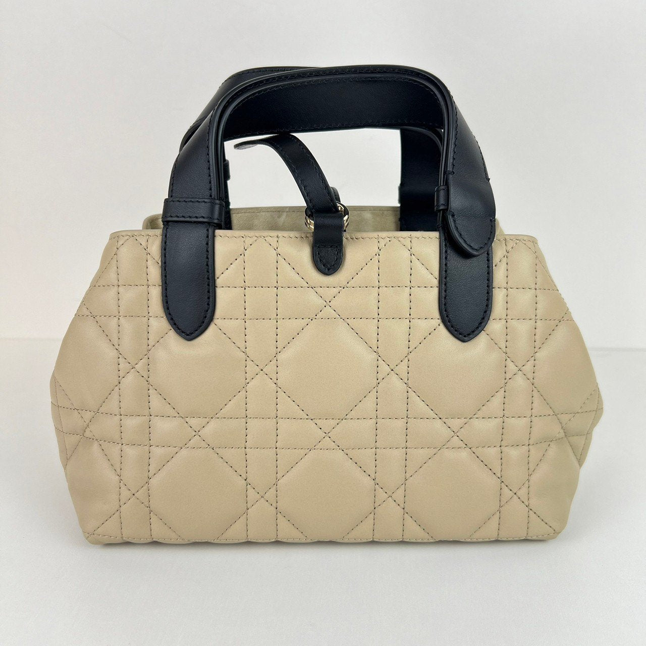 新品未使用 Christian dior ディオール Dior Toujours バッグ スモール Beige/Black ベージュ/ブラック GHW ゴールド金具 Calf レディースバッグ ハンドバッグ