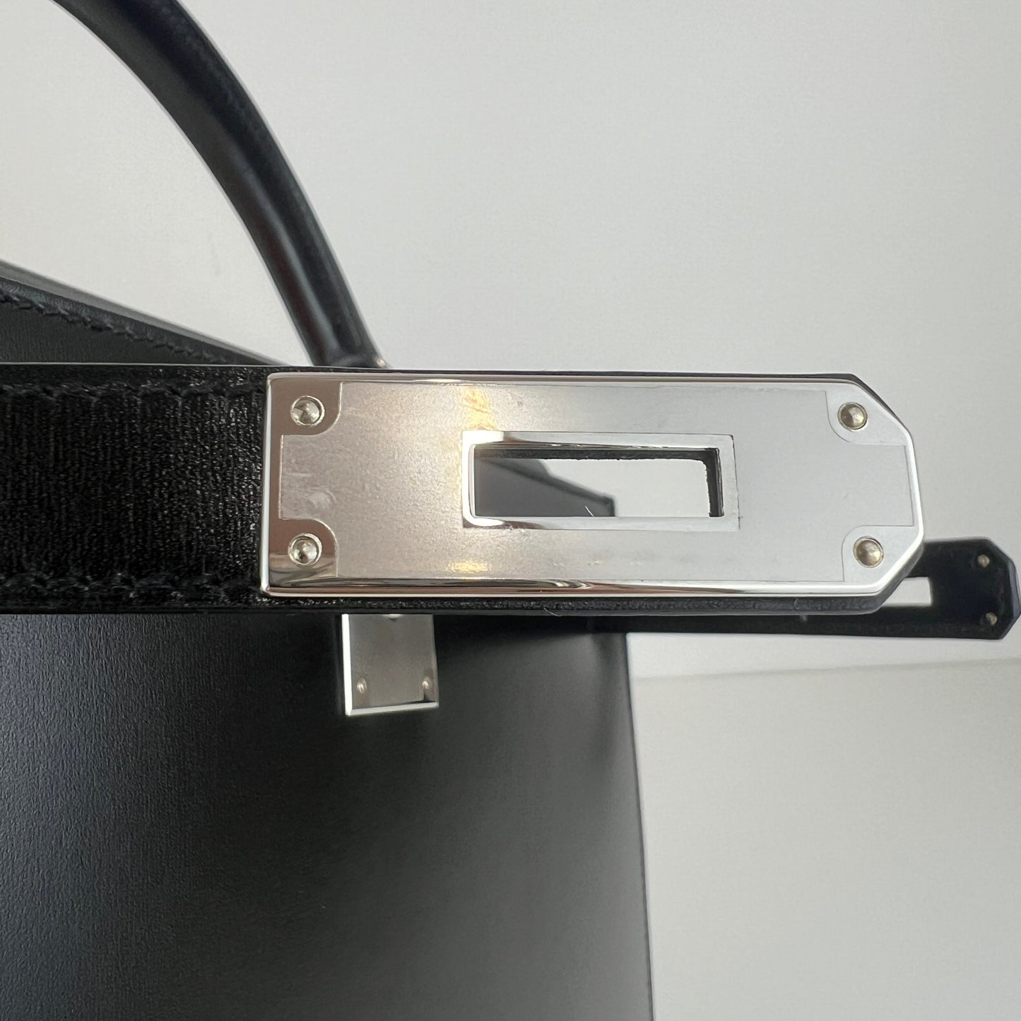 Hermès エルメス Kelly28 ケリー28 Stamp-W W刻印 Boxcalf ボックスカーフ Black ブラック PHW シルバー金具