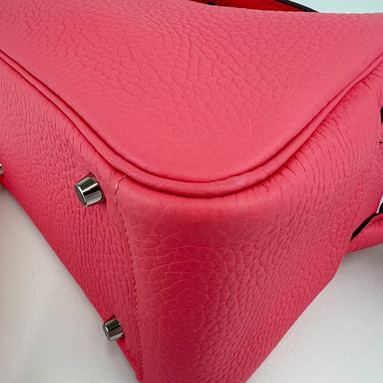 Hermès エルメス Lindy mini リンディミニ Stamp-W W刻印 Taurillon Clemence トリオンクレマンス Rose azalee ローズアザレ PHW シルバー金具