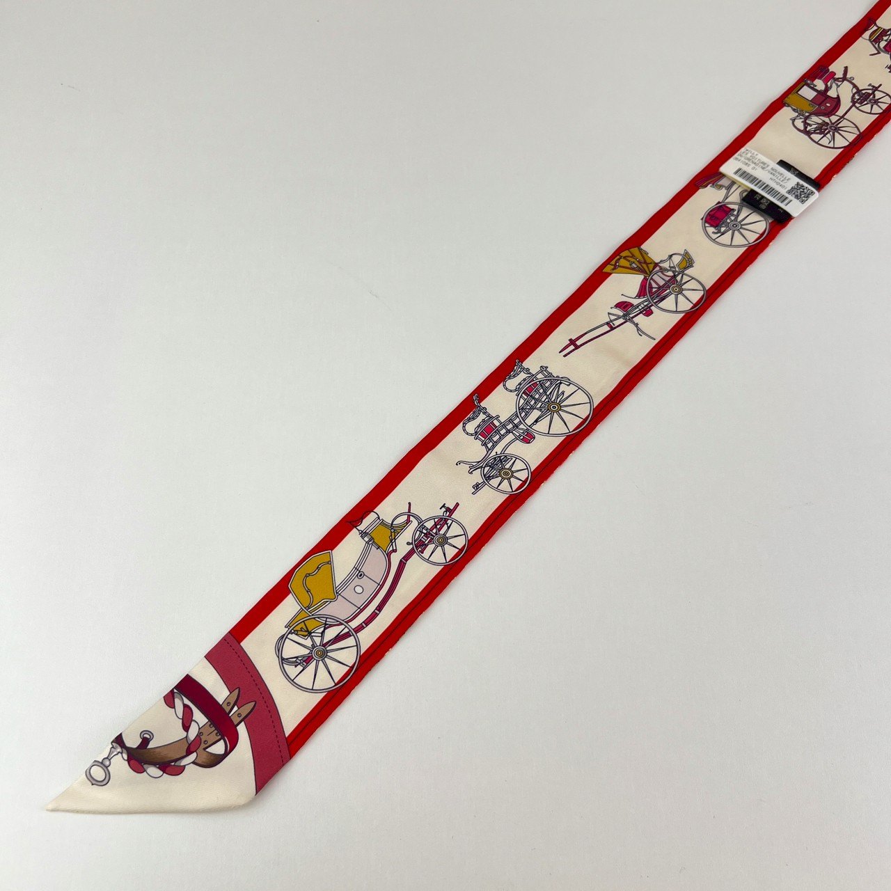 Hermès エルメス Twilly ツイリー 絹 100% マルチカラー ピンク レッド