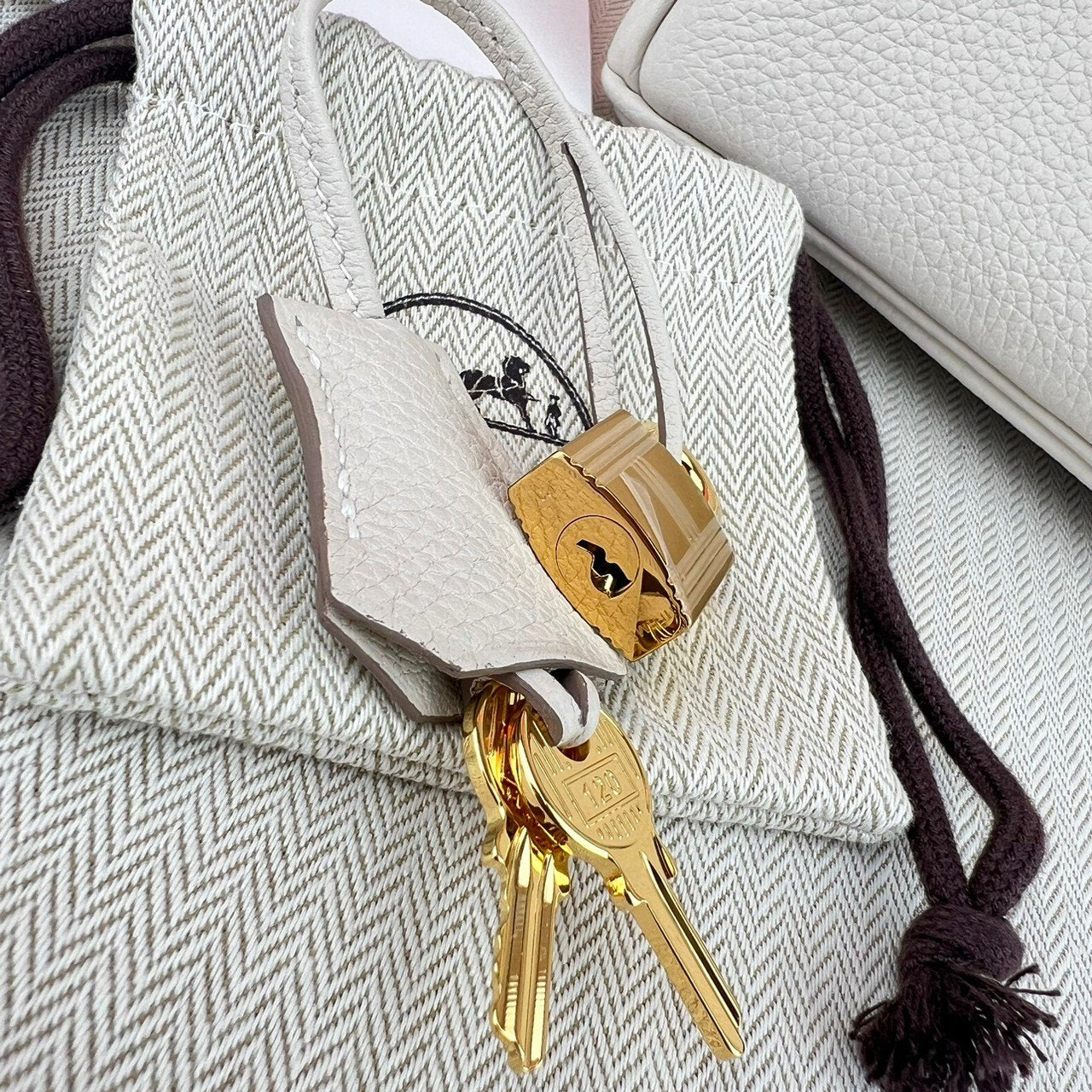 エルメス Birkin25 バーキン25 Craie クレ Togo トゴ GHW ゴールド金具 W刻