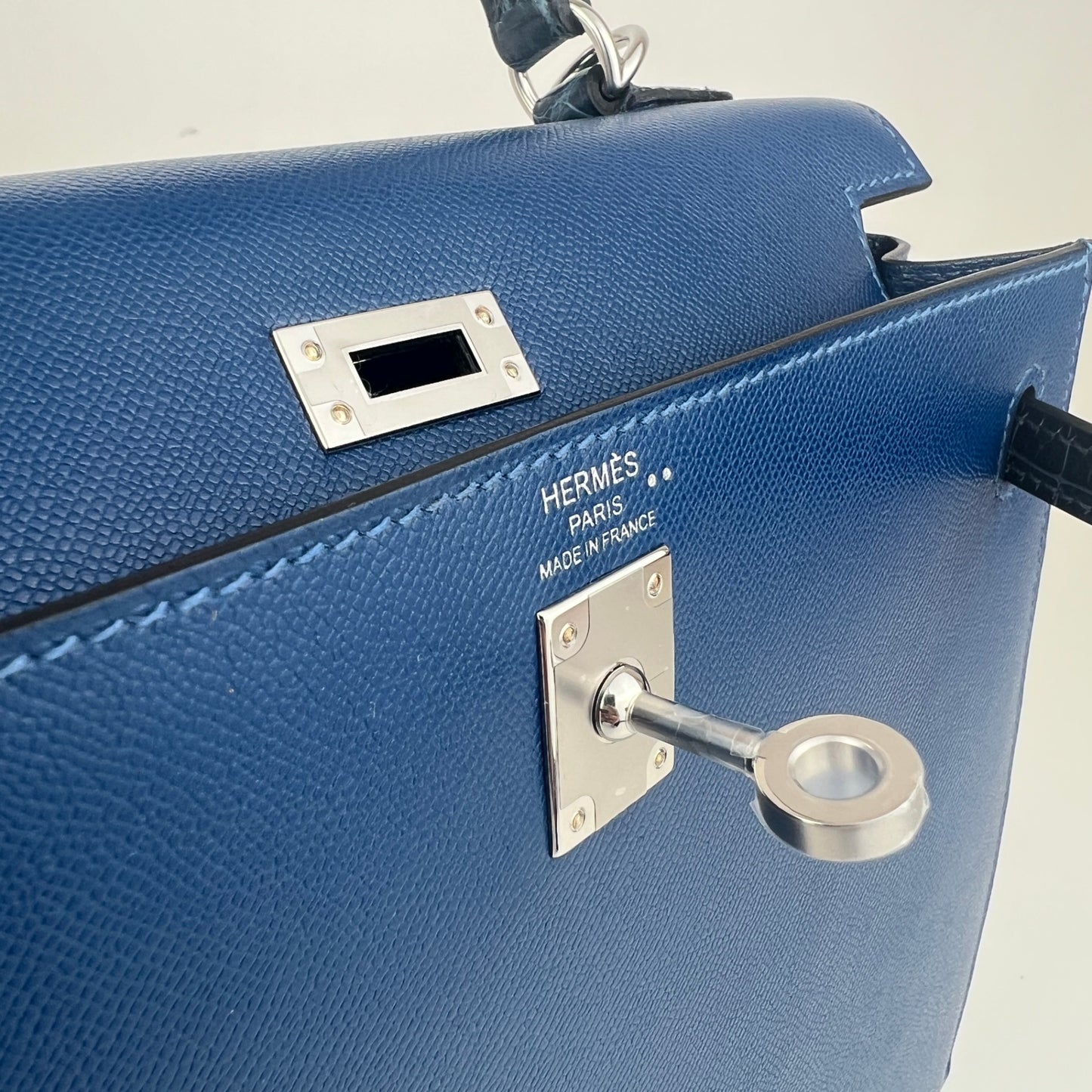 Hermès エルメス Kelly25 ケリー25 Stamp-W W刻印 Madame/Crocodile マダム/クロコダイル Deep blue ディープブルー PHW シルバー金具