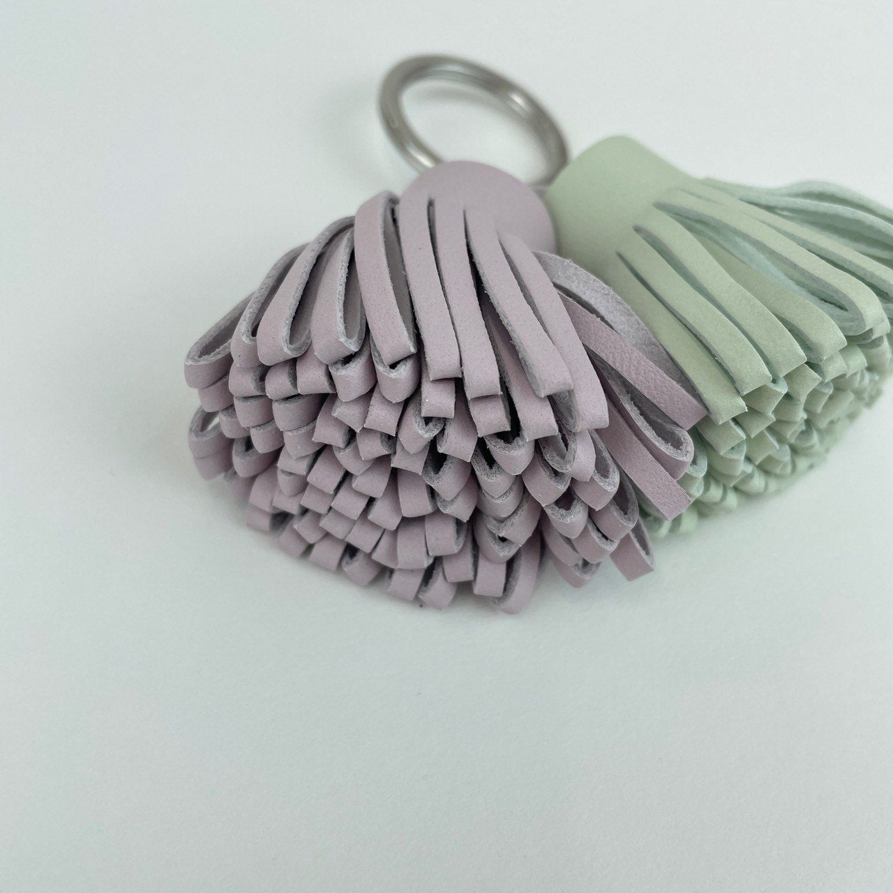 Hermès エルメス Carmen Unodos miro Keyring カルメン ウノドス キーリング Lambskin ラムスキン Mauve pale/Vert fizz モーヴペール/ヴェールフィズ PHW シルバー金具