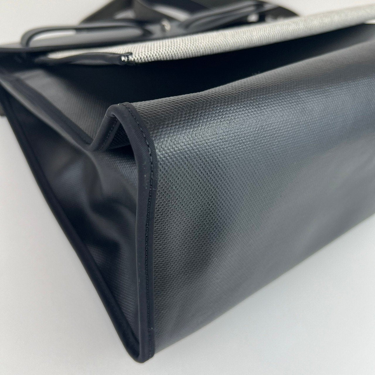 Herbag zip 39 MM エールバッグジップ39 MM Black ブラック Toile H/Berlin/Vash hunter トワルアッシュ/ベルリーヌ/ヴァッシュハンター PHW シルバー金具 Stamp-D D刻印