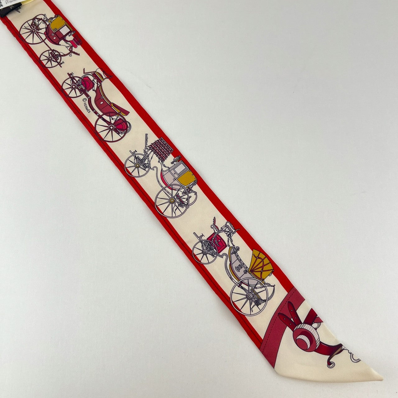 Hermès エルメス Twilly ツイリー 絹 100% マルチカラー ピンク レッド