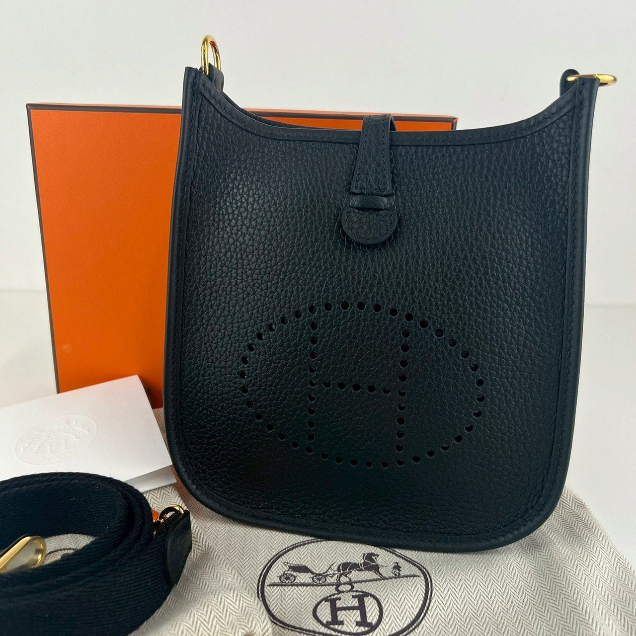 Evelyn TPM エヴリンTPM Black ブラック GHW ゴールド金具 Taurillon Clemence トリヨンクレマンス Stamp-W W刻印
