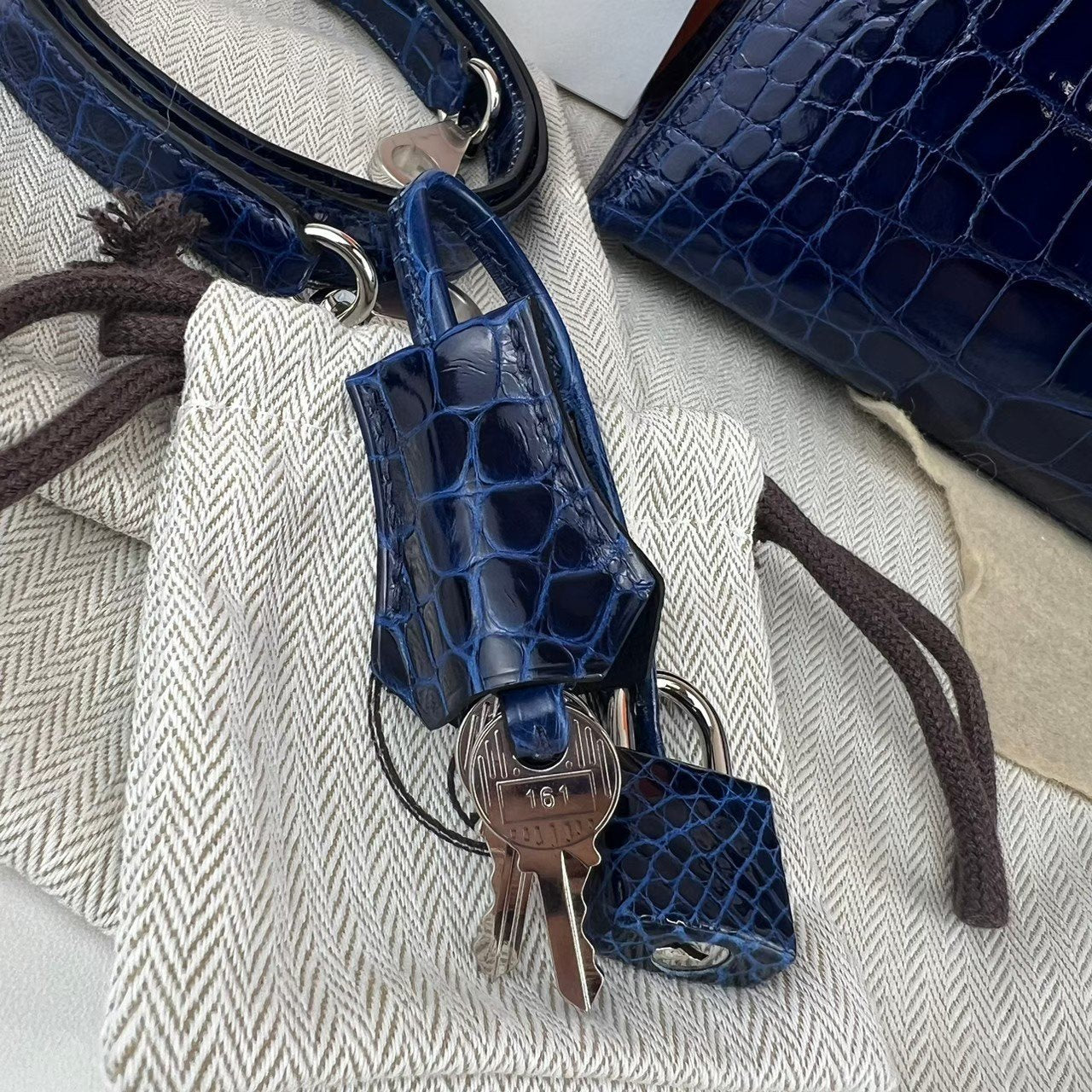Kelly25 ケリー25 Blue saphir ブルーサファイア Alligatorアリゲーター PHW シルバー金具 Stamp-W W刻印