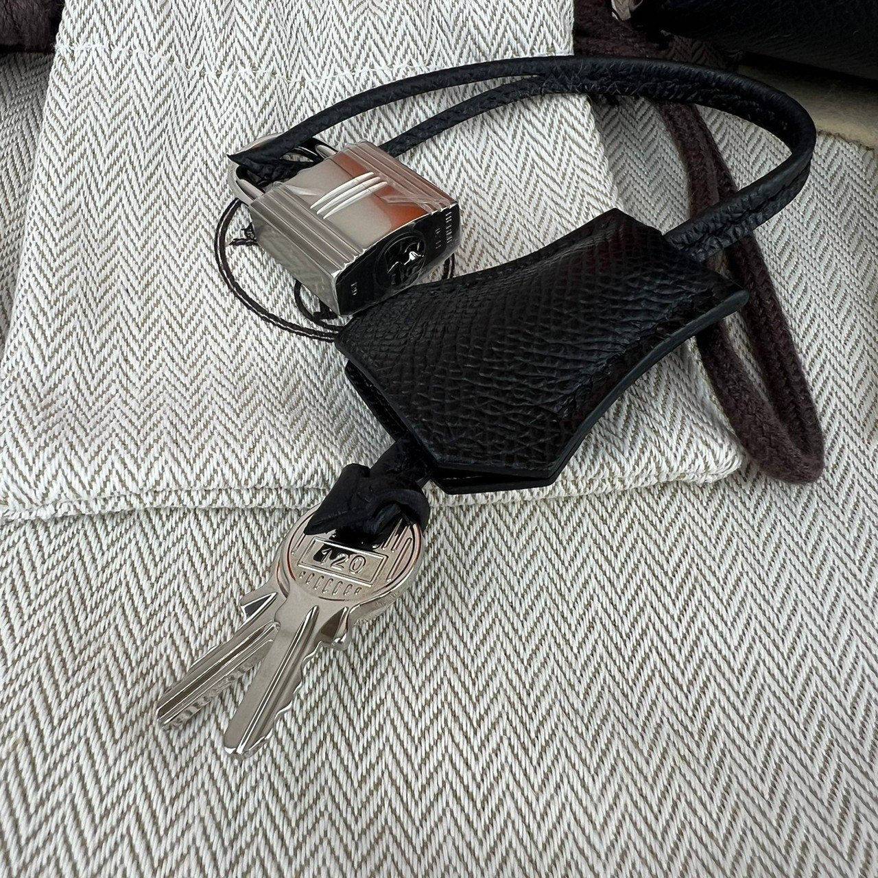 Birkin25 バーキン25 Black ブラック Epsom エプソン Electrum Hardwear エレクトラム金具 Stamp-W W刻印