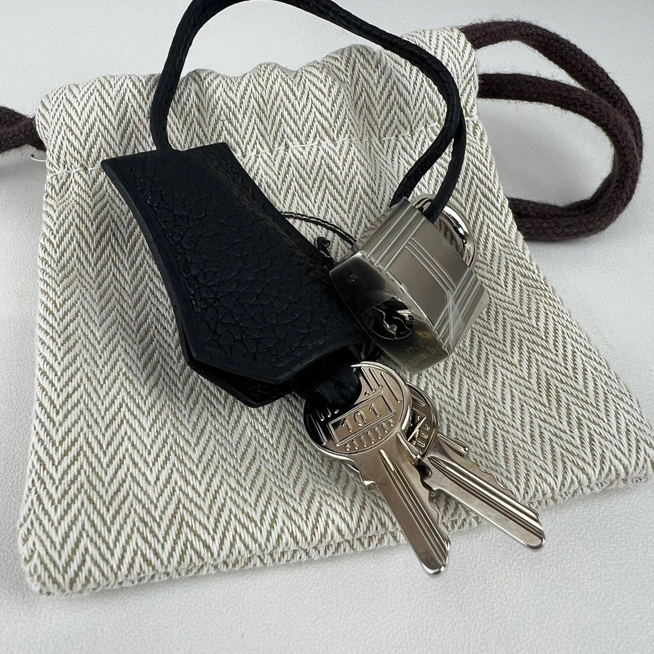 Birkin25 バーキン25 Black ブラック PHW シルバー金具 Togo トゴ Stamp-W W刻印