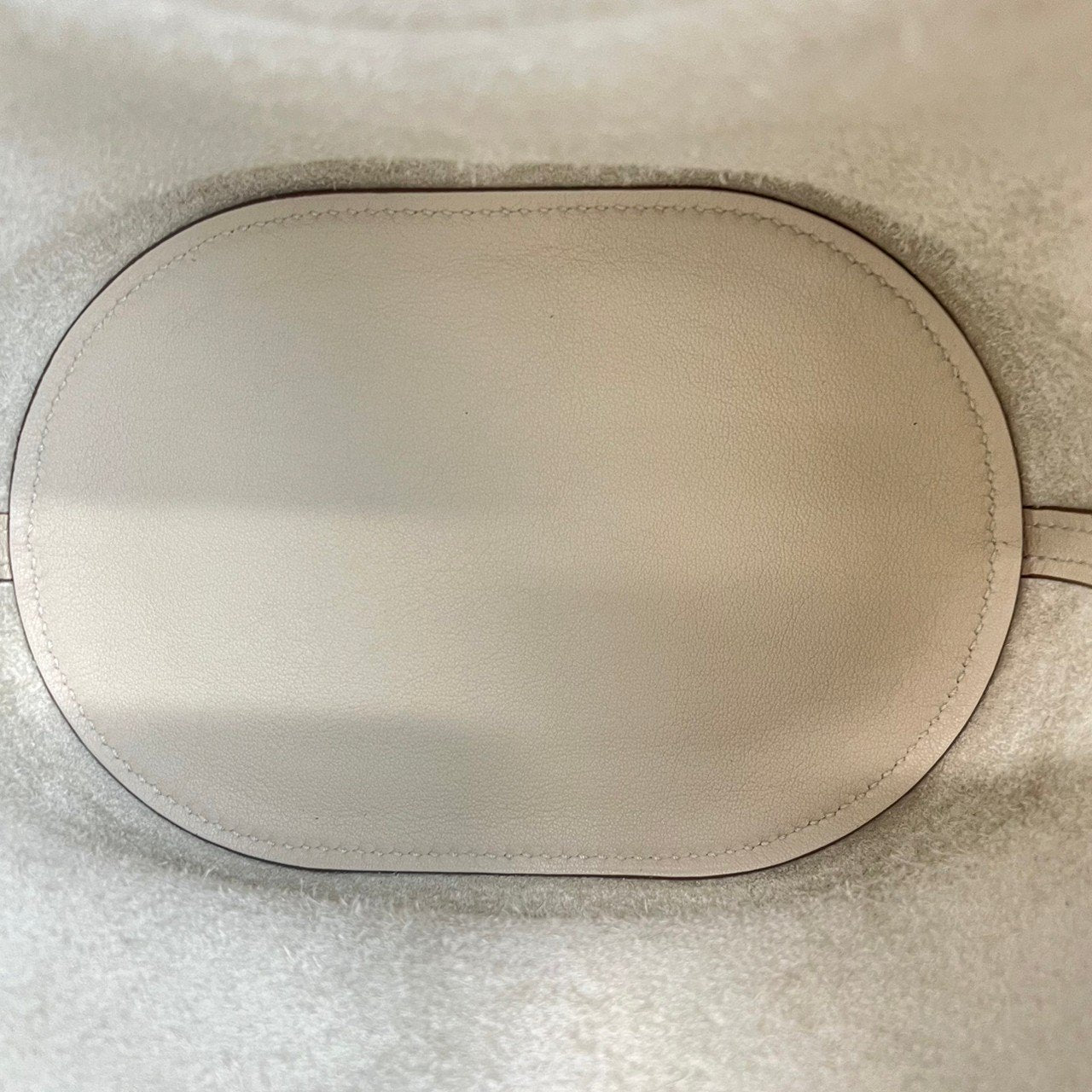 新品未使用 HERMES エルメス インザループ 18 IN THE ROOP 18 Craie クレ GHW ゴールド金具 Clemance トリヨンクレマンス B刻印 Stamp-B ハンドバッグ レディースバッグ