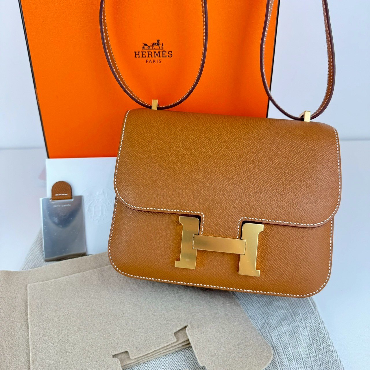 Constance mini コンスタンスミニ Gold ゴールド GHW ゴールド金具 Epsom エプソン Stamp-W W刻印