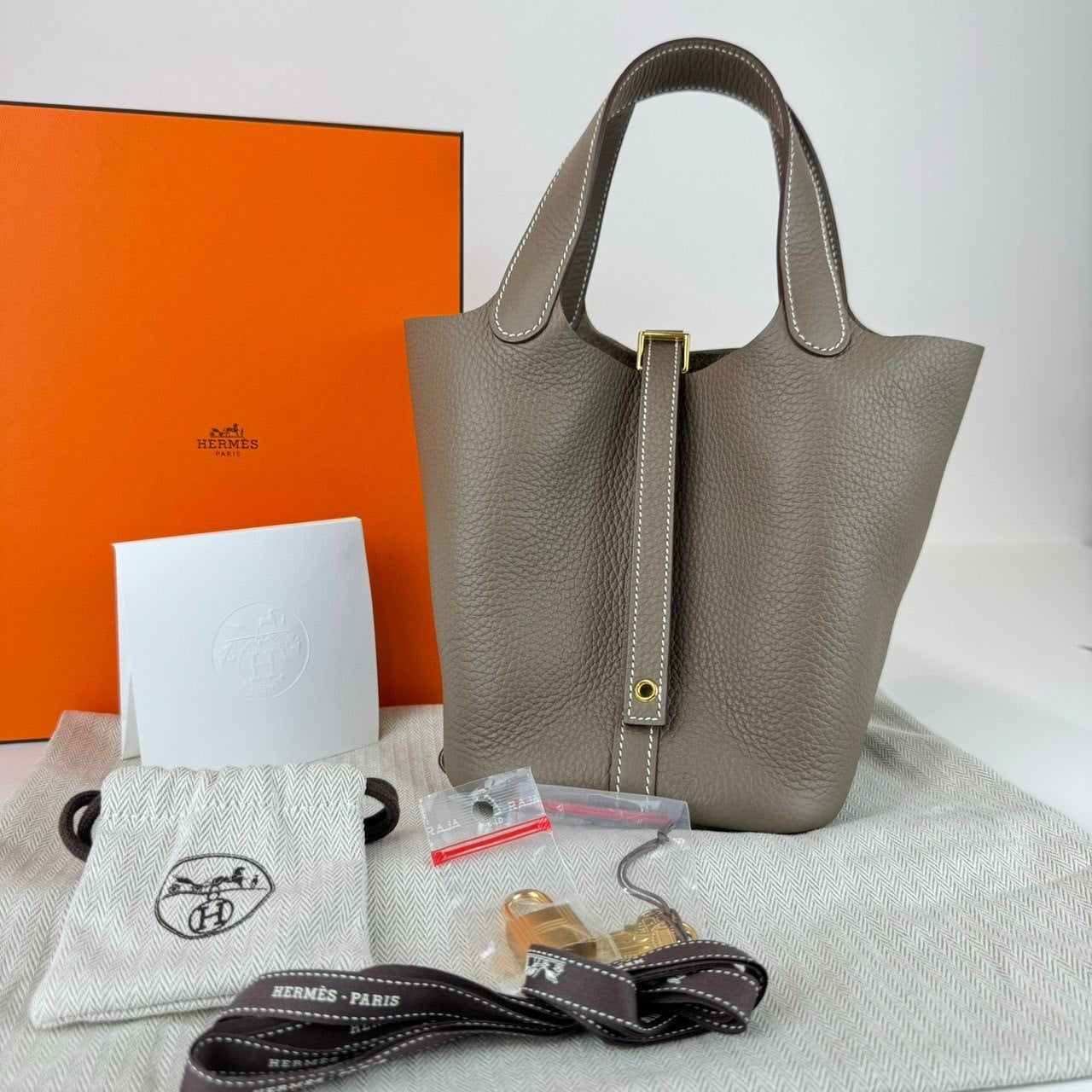 Picotin18 Picotin PM ピコタン18 Etoupe エトープ GHW ゴールド金具 Taurillon clemence トリヨンクレマンス