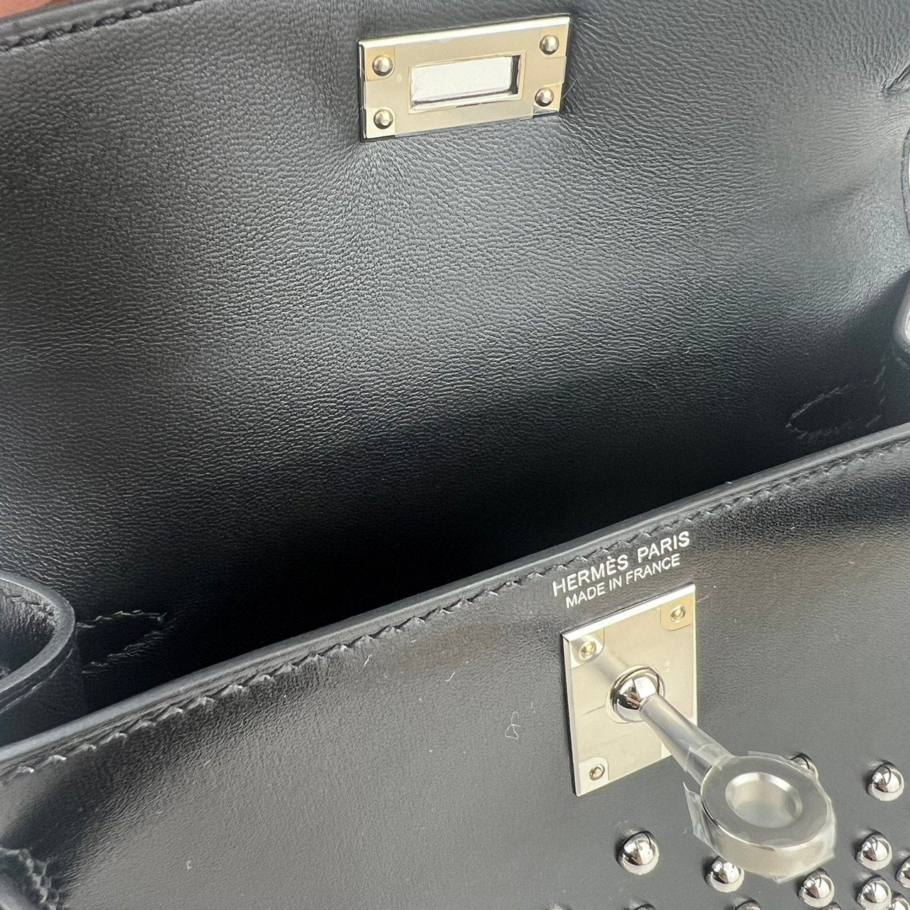 Mini Kelly Cloute ミニケリークローテ Black ブラック PHW シルバー金具 Boxcalf ボックスカーフ Stamp-W W刻印