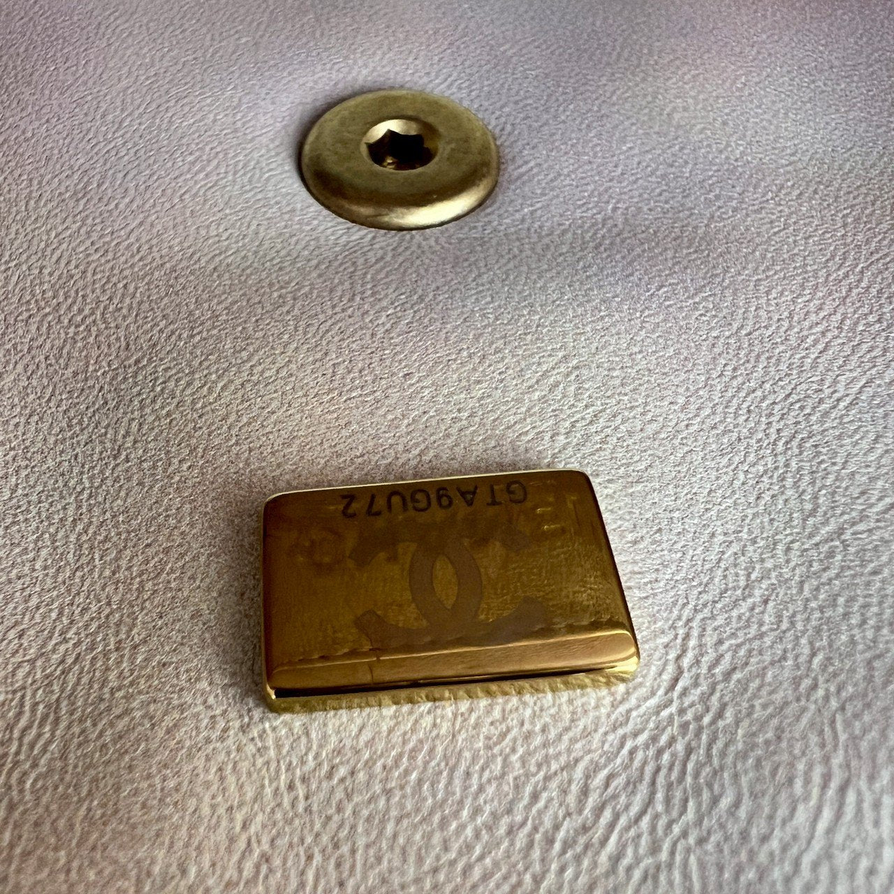 マトラッセ トップハンドルフラップバッグ AS2431 ICチップ ラムスキン レインボー GHW ゴールド金具