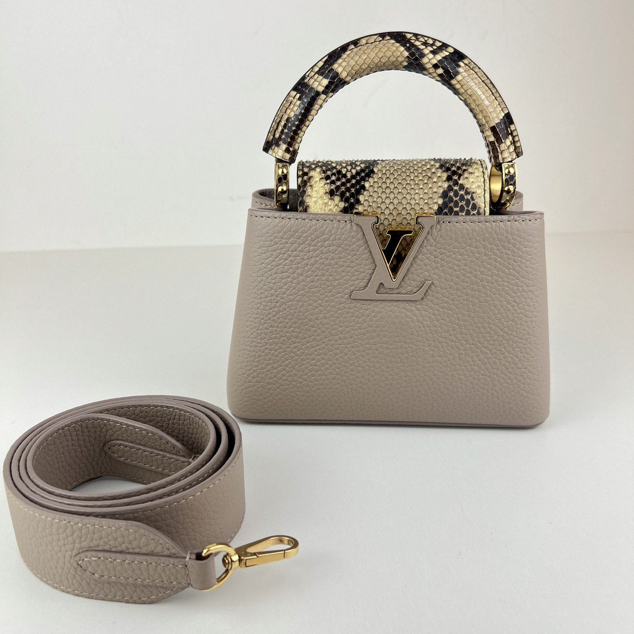 Capucines mini カプシーヌ ミニ galet ガレ Tauillon Leather トリヨンレザー Python パイソン N81258