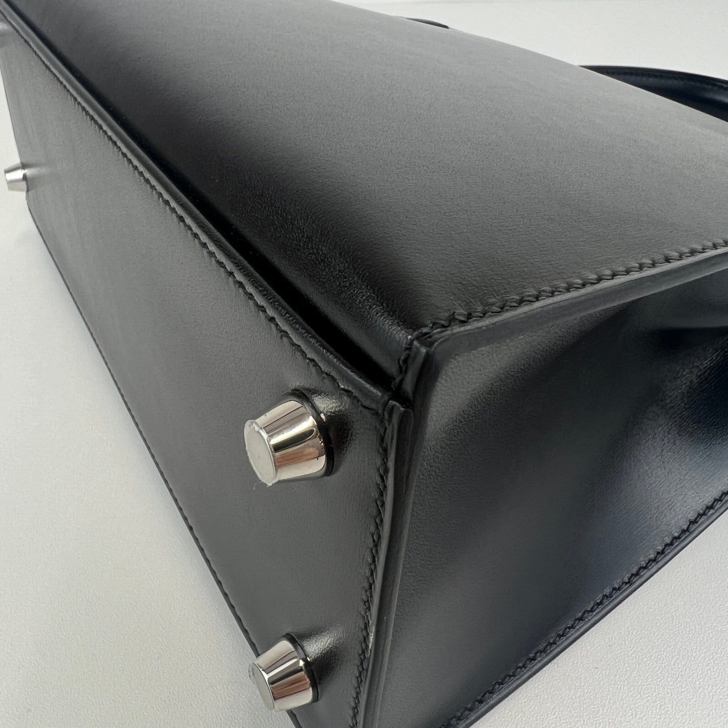 Hermès エルメス Kelly25 sellier ケリー25 セリエ Stamp-W W刻印 Box ボックス Black ブラック PHW シルバー金具