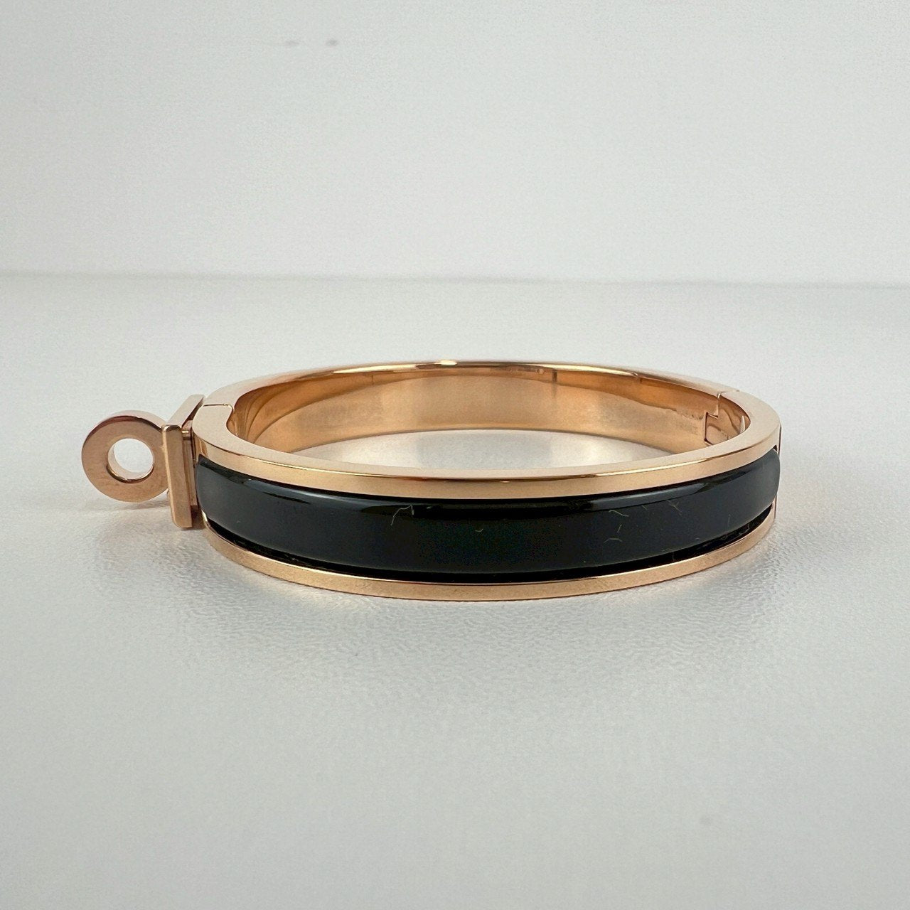 Hermès エルメス Mini Clic Kelly bracelet PM 200004F001PM ミニ クリック ケリー ブレスレット エナメルブレスレット ファン Black / Rosegold :ブラック / ローズゴールド