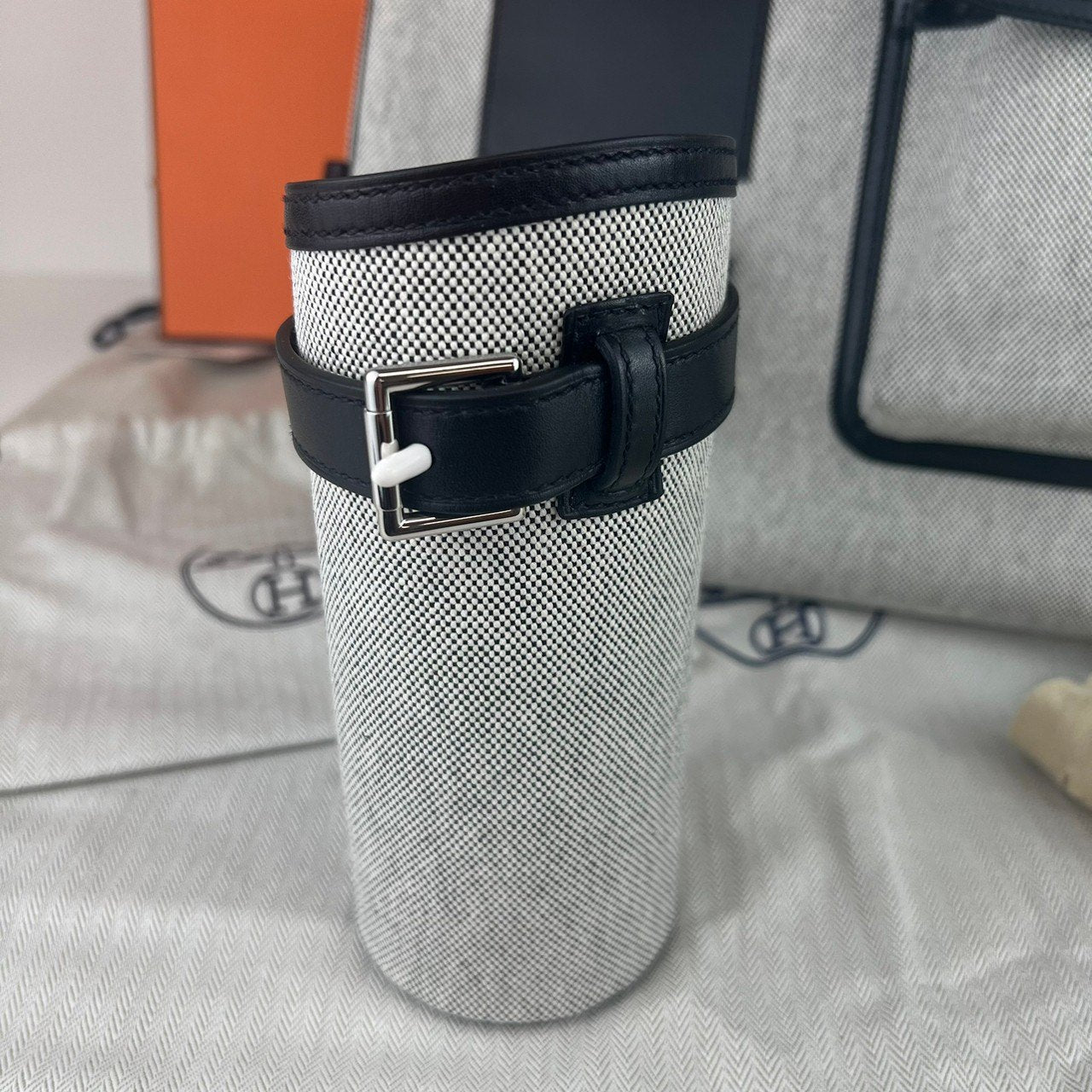 Haut a courroies cargo40 オータクロアカーゴ40 Ecru エクリュ SV金具 Z刻