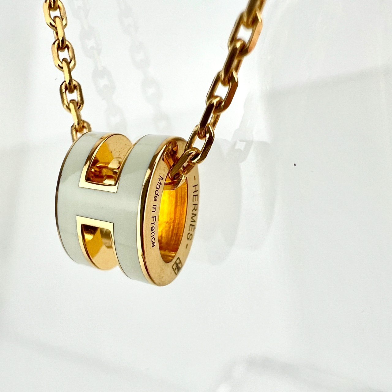 Pendant Mini pop H ミニポップアッシュ ネックレス ホワイト ゴールド金具