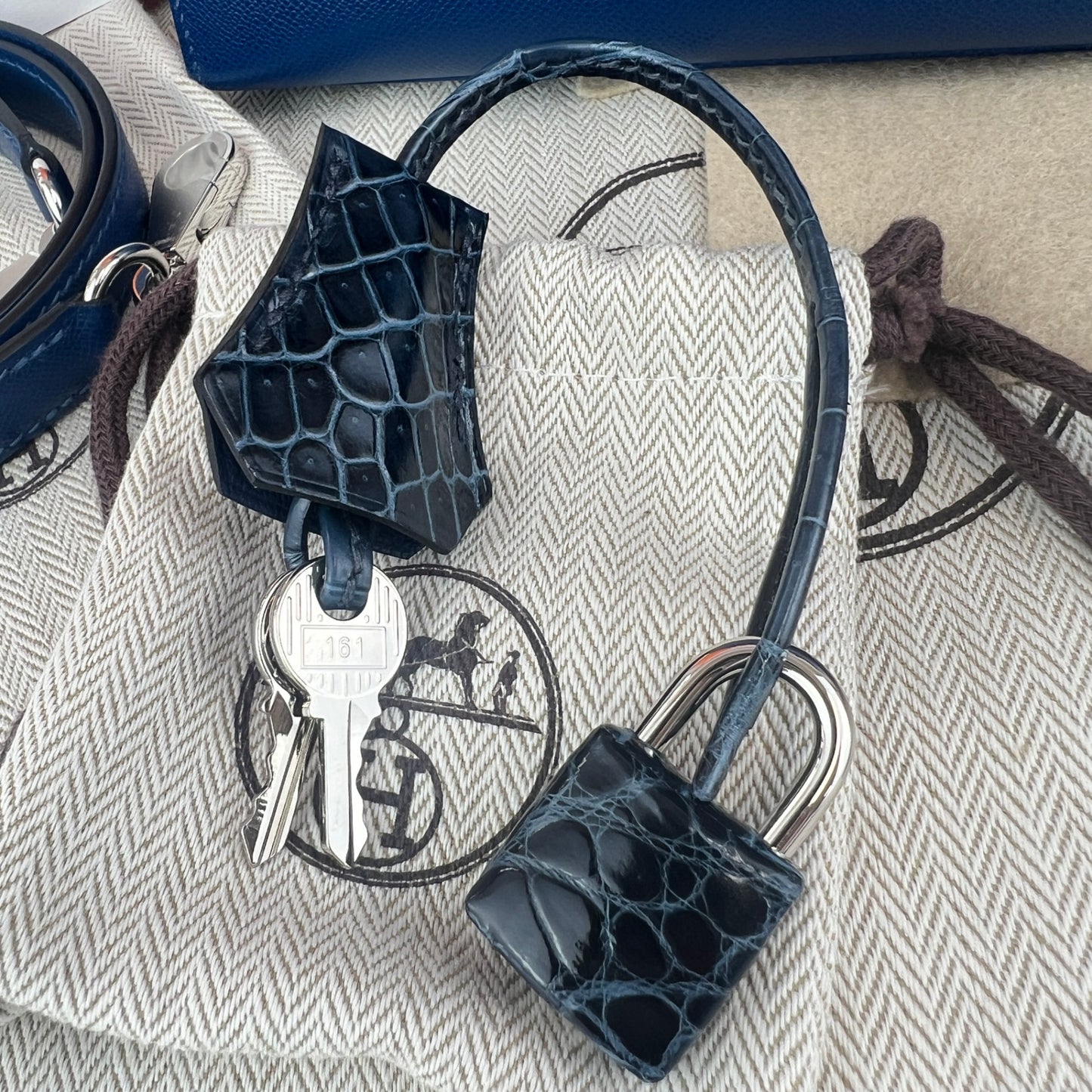 Hermès エルメス Kelly25 ケリー25 Stamp-W W刻印 Madame/Crocodile マダム/クロコダイル Deep blue ディープブルー PHW シルバー金具