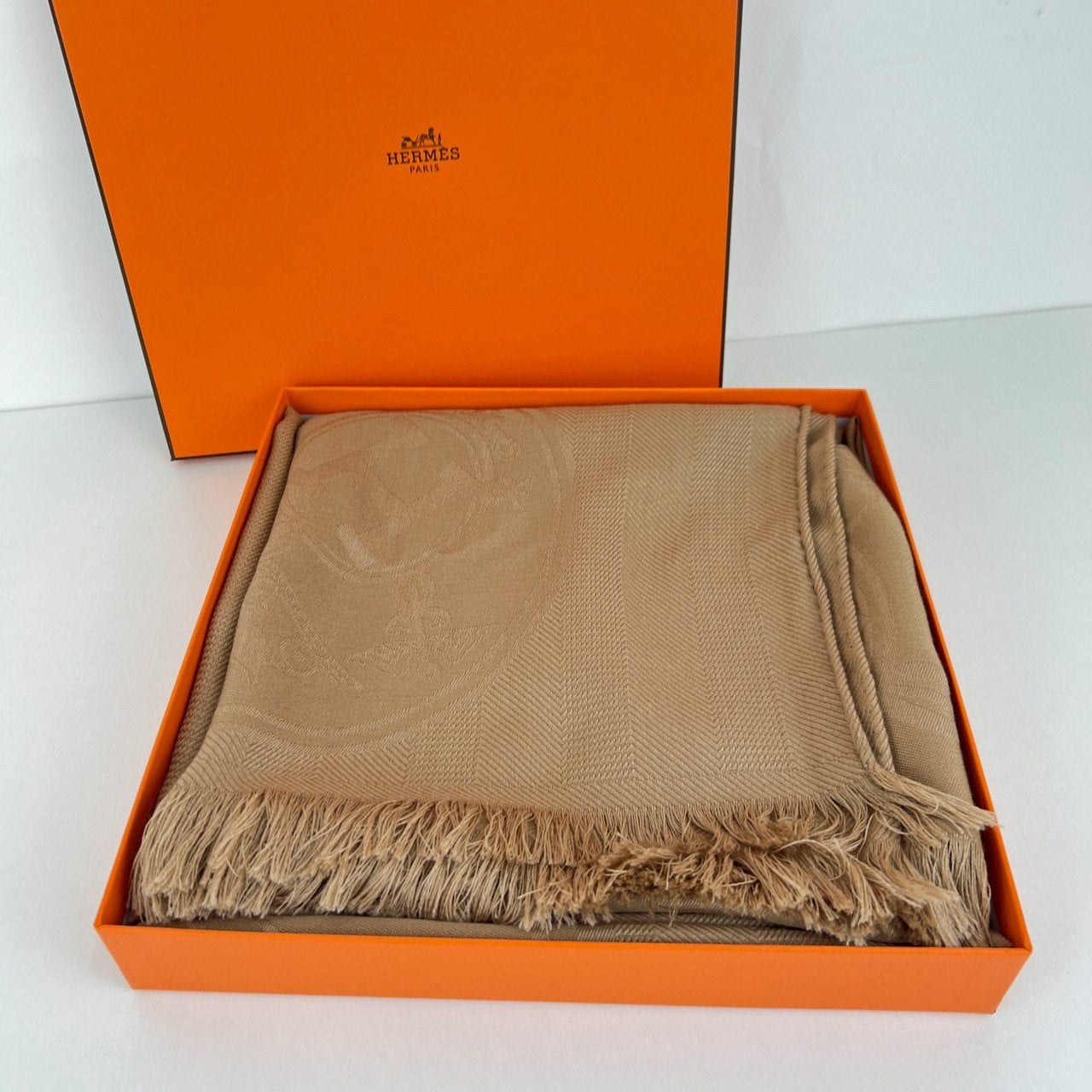 Hermès エルメス ETOLE NEW LIBRIS ストール 《ニュー・リブリス》 カシミヤ 85 % 絹 15 % Kraft クラフト