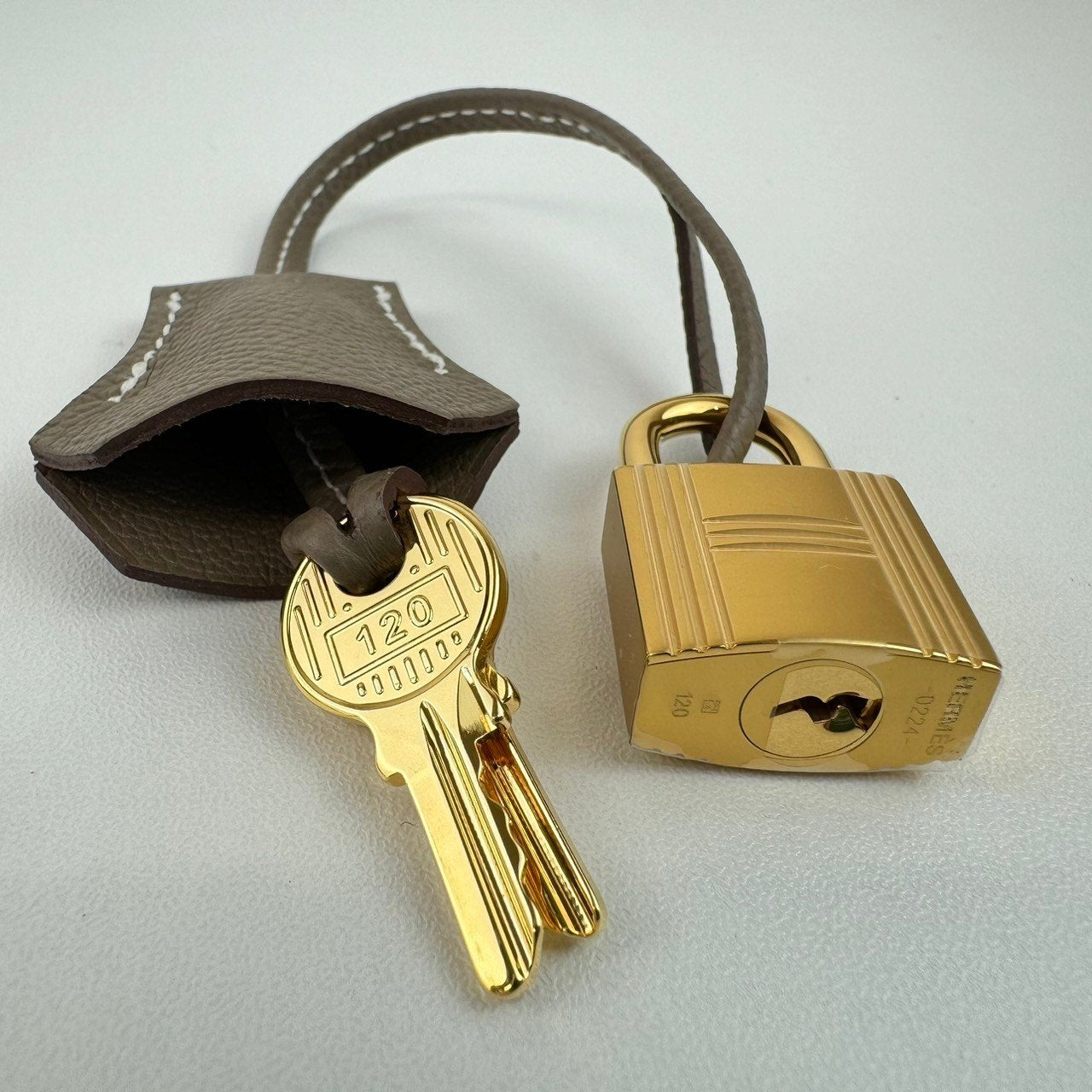 Kelly25 ケリー25 Etoupe エトープ Epsom エプソン GHW ゴールド金具 Stamp-W W刻印