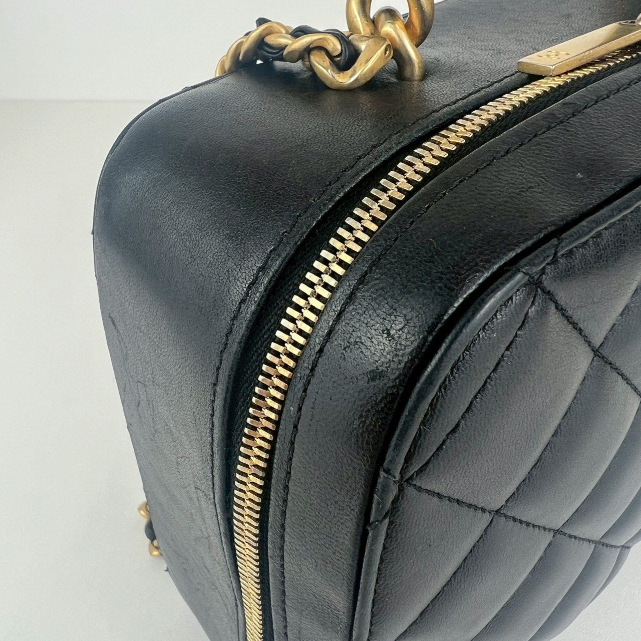 CHANEL シャネル ココマーク マトラッセ ヴァニティ トップハンドル チェーンショルダーバッグ Black ブラック GHW ゴールド金具 AS3319 ICチップ