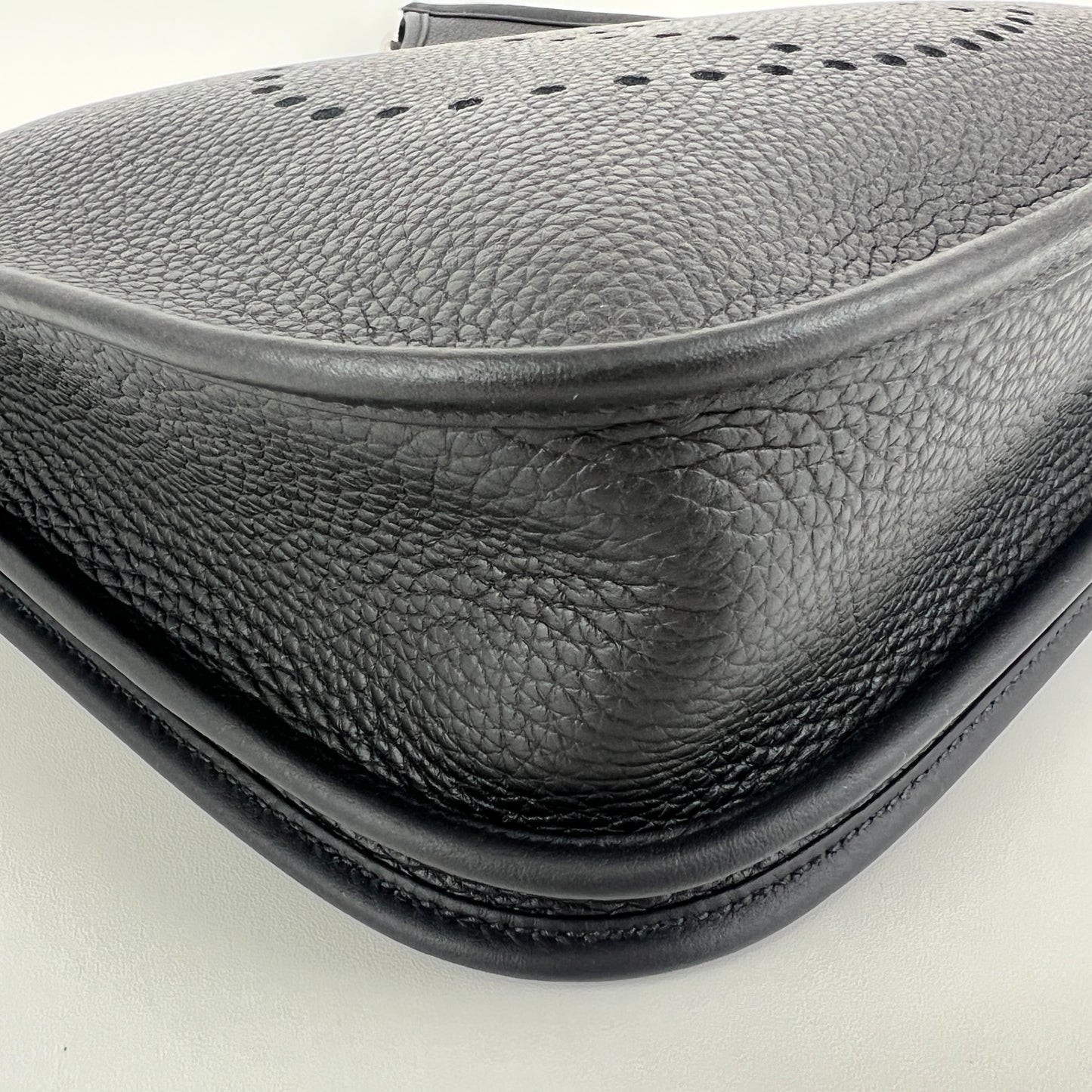 Evlyn PM エヴリンPM Black ブラック Taurillon Clemence トリヨンクレマンス PHW シルバー金具 Stamp-K K刻印