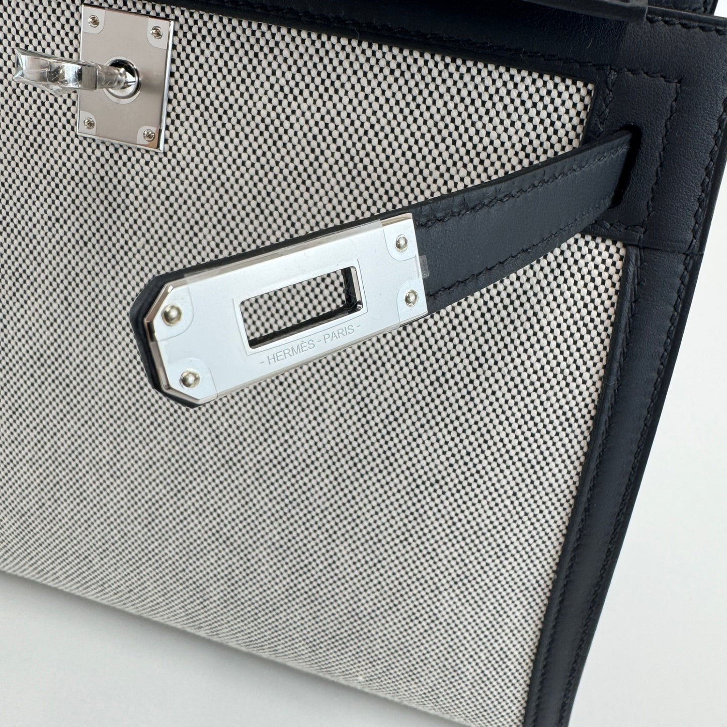 Hermès エルメス Kelly25 ケリー25 Stamp-K K刻印 Swift/Toile H スイフト/トワルアッシュ Black ブラック GHW ゴールド金具