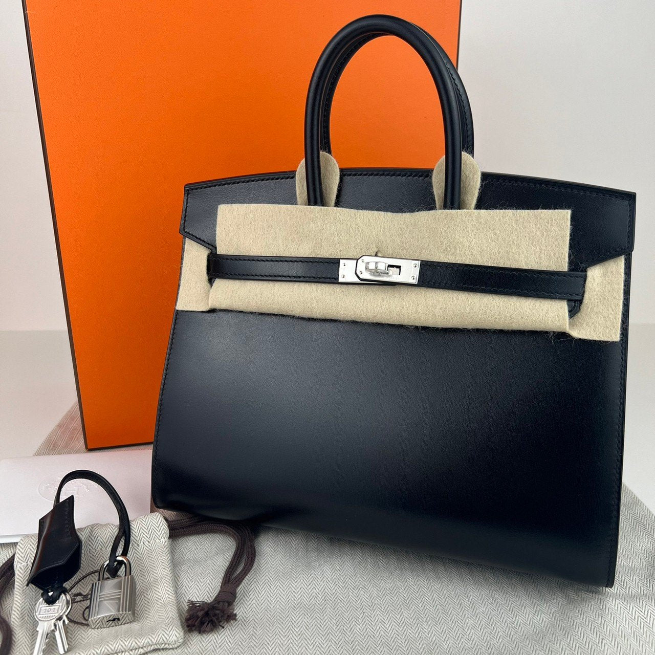 Birkin25 バーキン25 Black ブラック PHW シルバー金具 Box ボックス Stamp-W W刻印