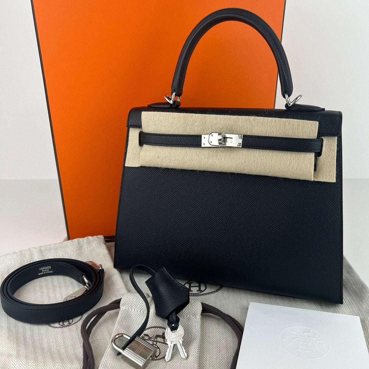 Kelly25 ケリー25 Black ブラック PHW シルバー金具 Epsom エプソン Stamp-W W刻印