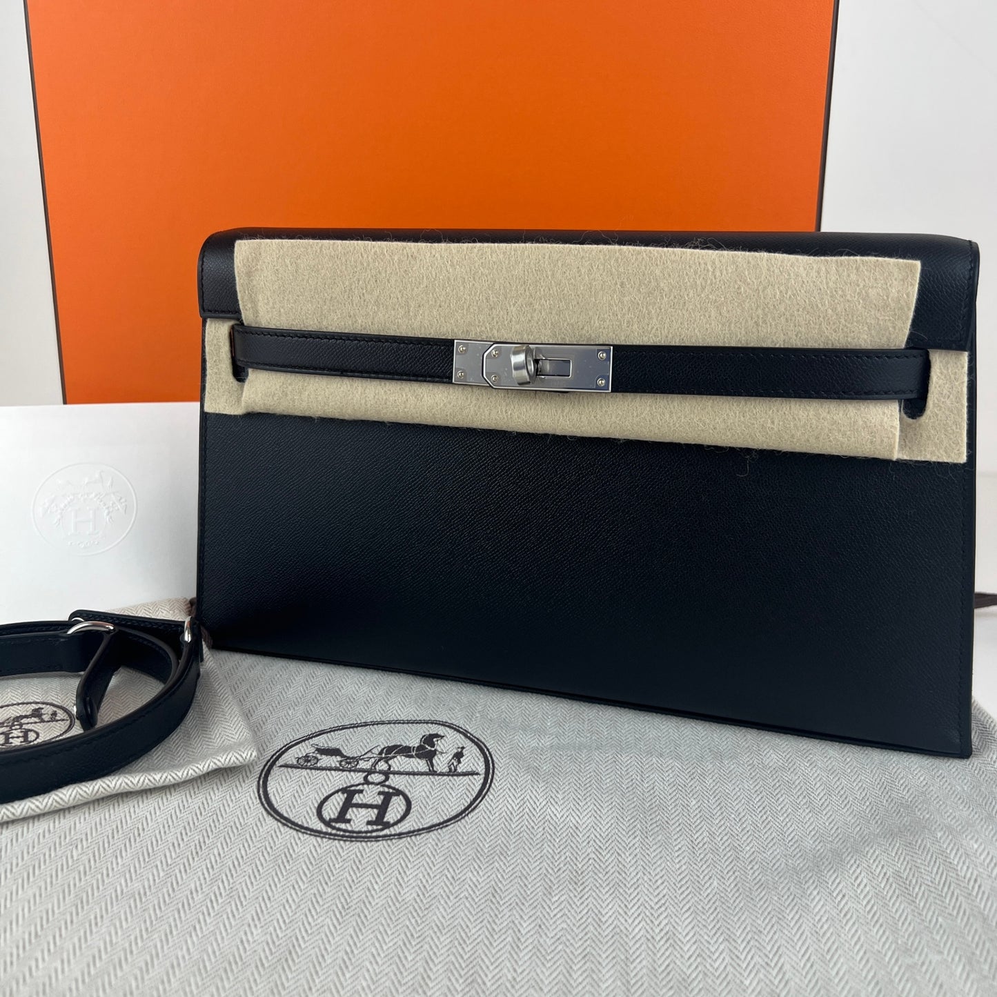 Kelly elan Black ブラック Madame マダム PHW シルバー金具 Stamp-K K刻印