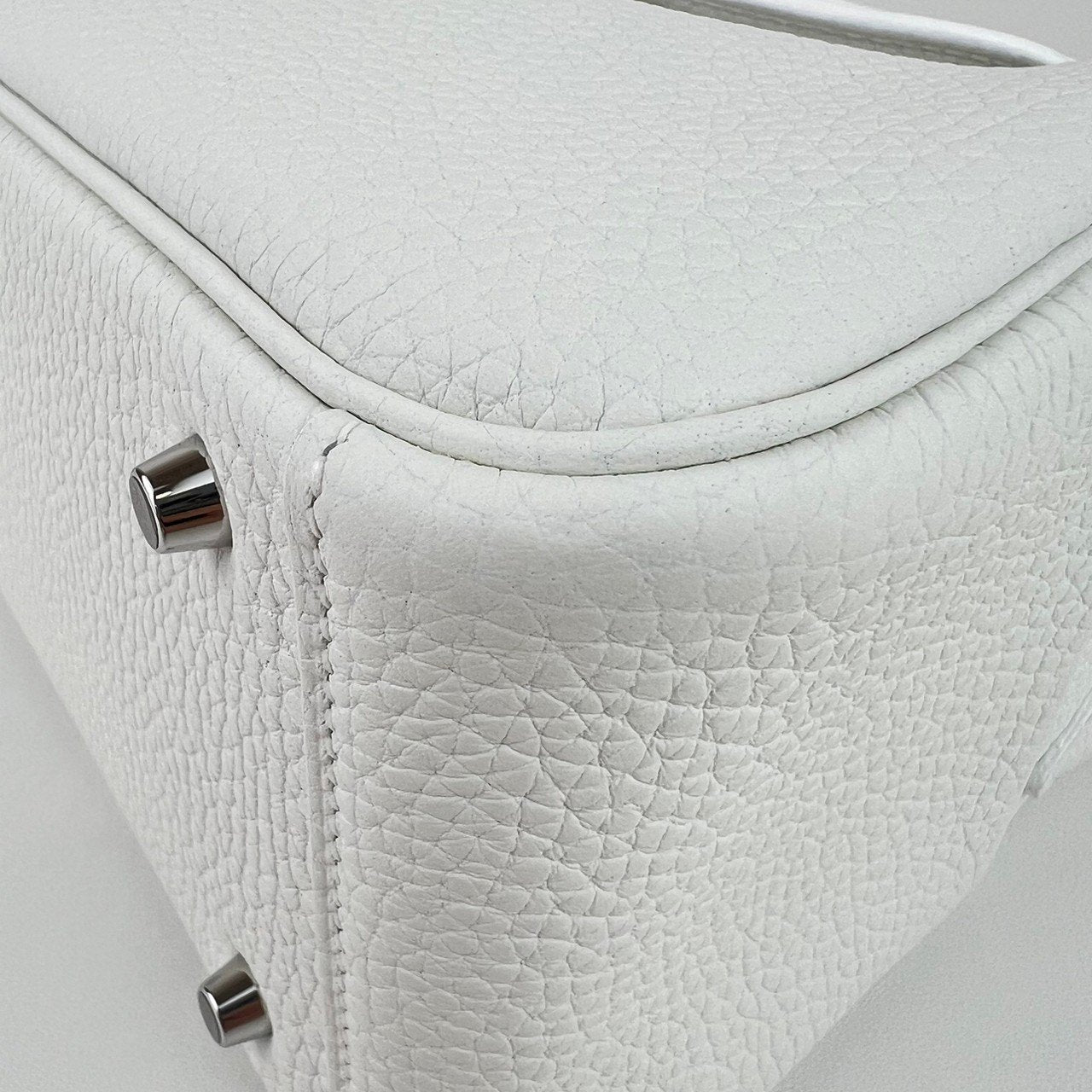 新品未使用 HERMES エルメス Lindy mini リンディミニ New white ニューホワイト PHW シルバー金具 Clemence クレマンス Stamp-B B刻 ショルダーバッグ レディースバッグ