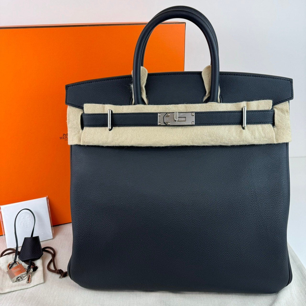 Haut a Courroies 40 オータクロア 40 Black ブラック PHW シルバー金具 Togo トゴ Stamp-U U刻印