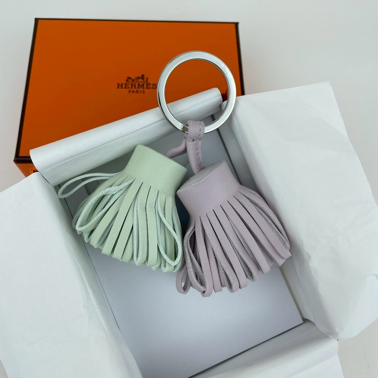 Hermès エルメス Carmen Unodos miro Keyring カルメン ウノドス キーリング Lambskin ラムスキン Mauve pale/Vert fizz モーヴペール/ヴェールフィズ PHW シルバー金具
