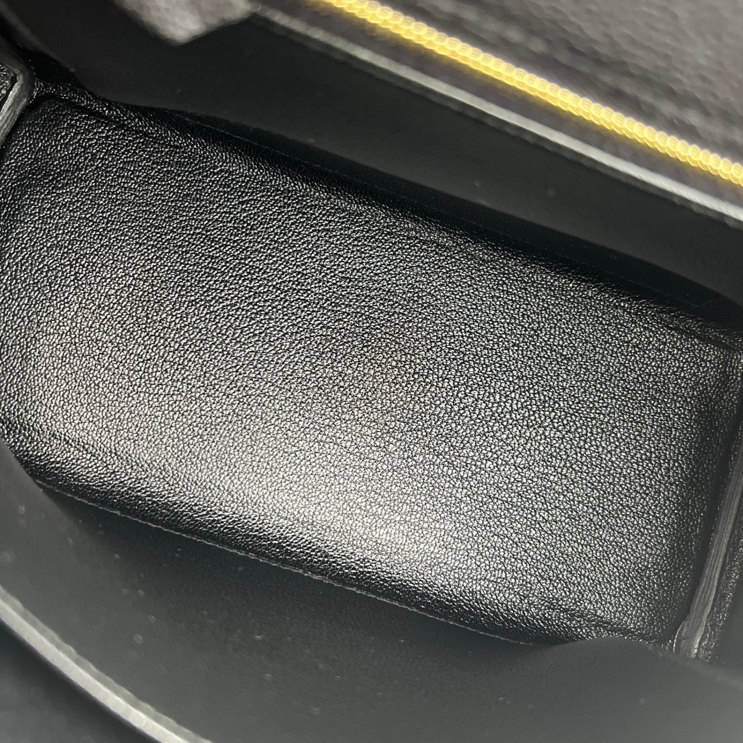 Kelly25 ケリー25 Black ブラック Togo トゴ GHW ゴールド金具 Stamp-W W刻印